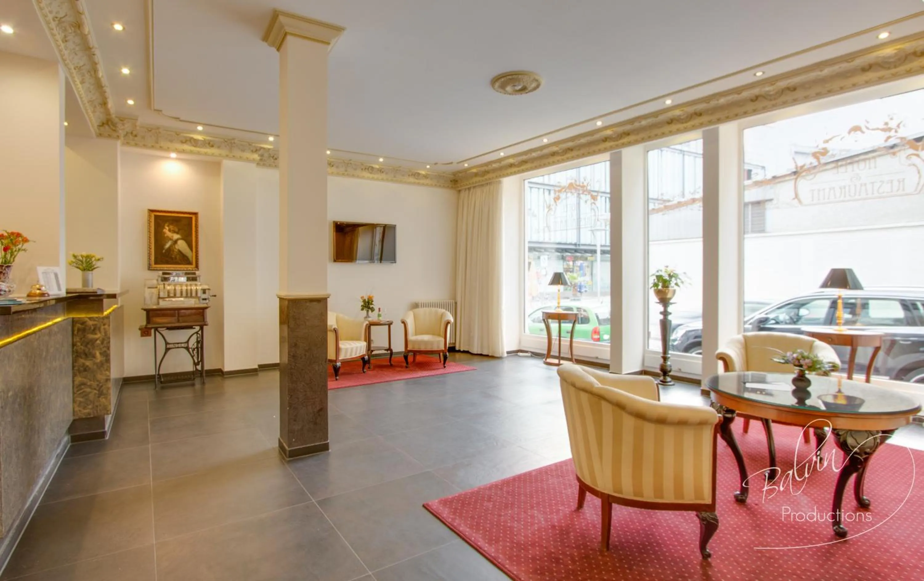 Lobby or reception in Akzent Hotel Am Goldenen Strauss