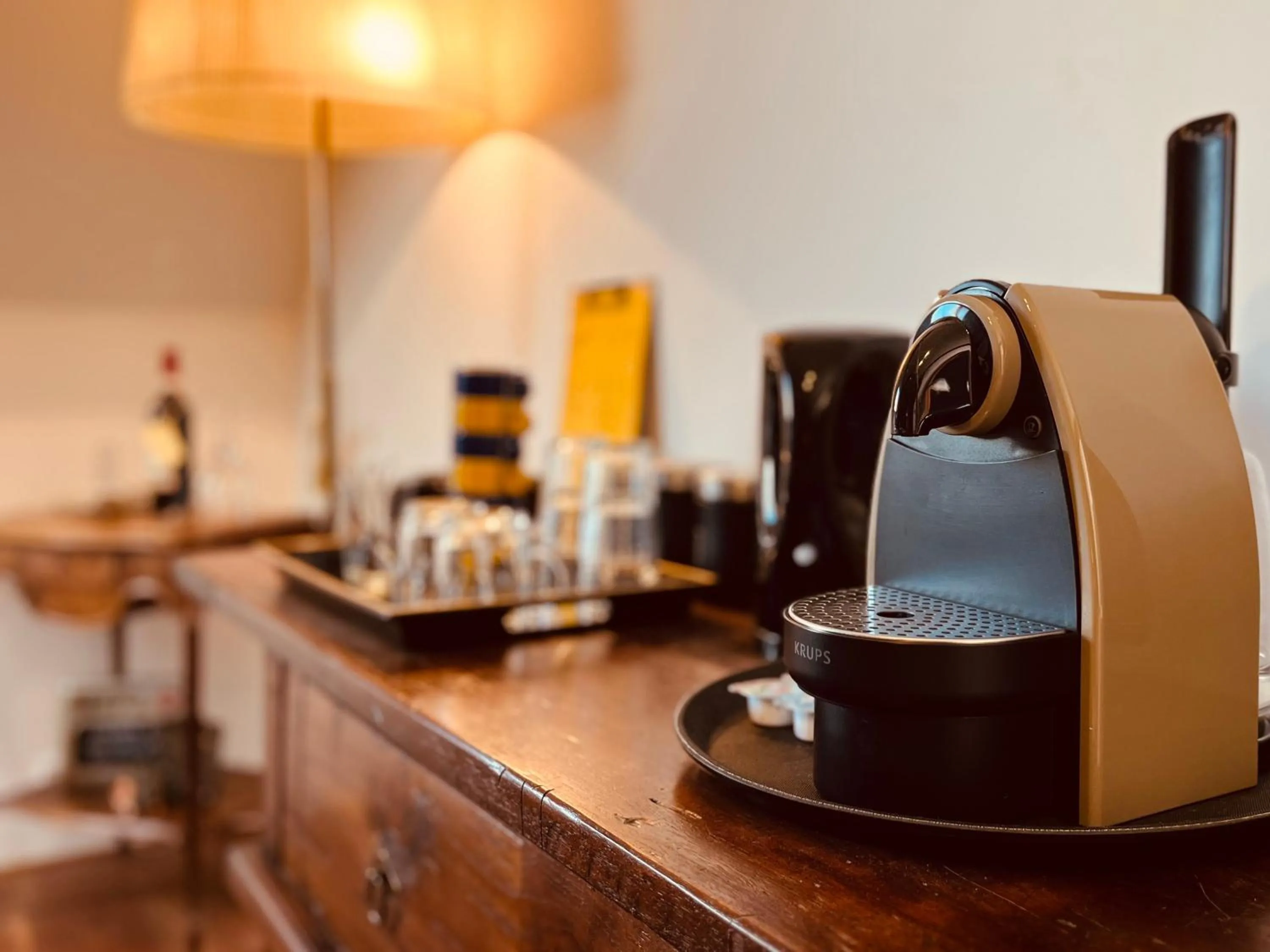 Coffee/tea facilities in chambres d'hôtes Domaine les Grands Pérons