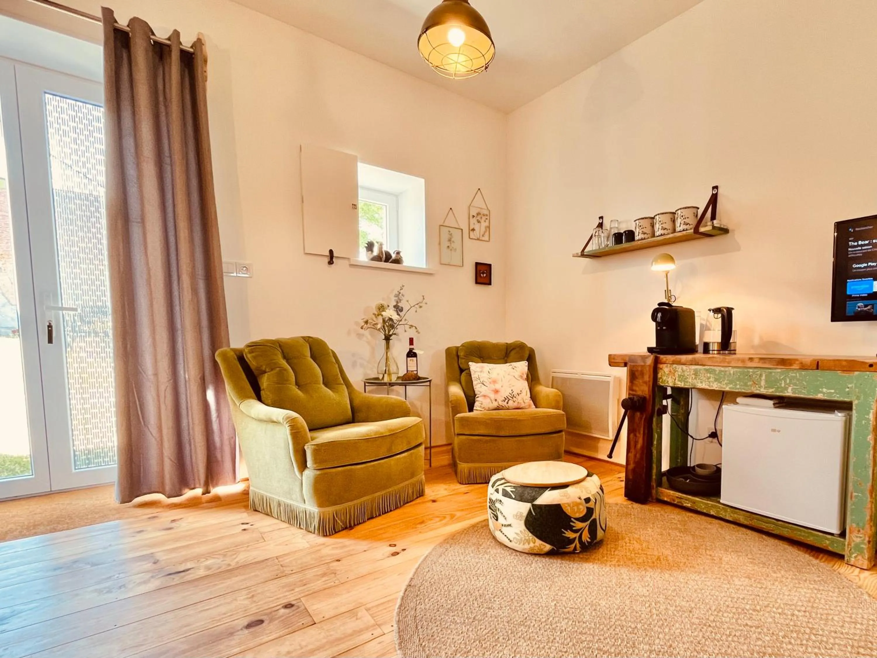 Seating area in chambres d'hôtes Domaine les Grands Pérons