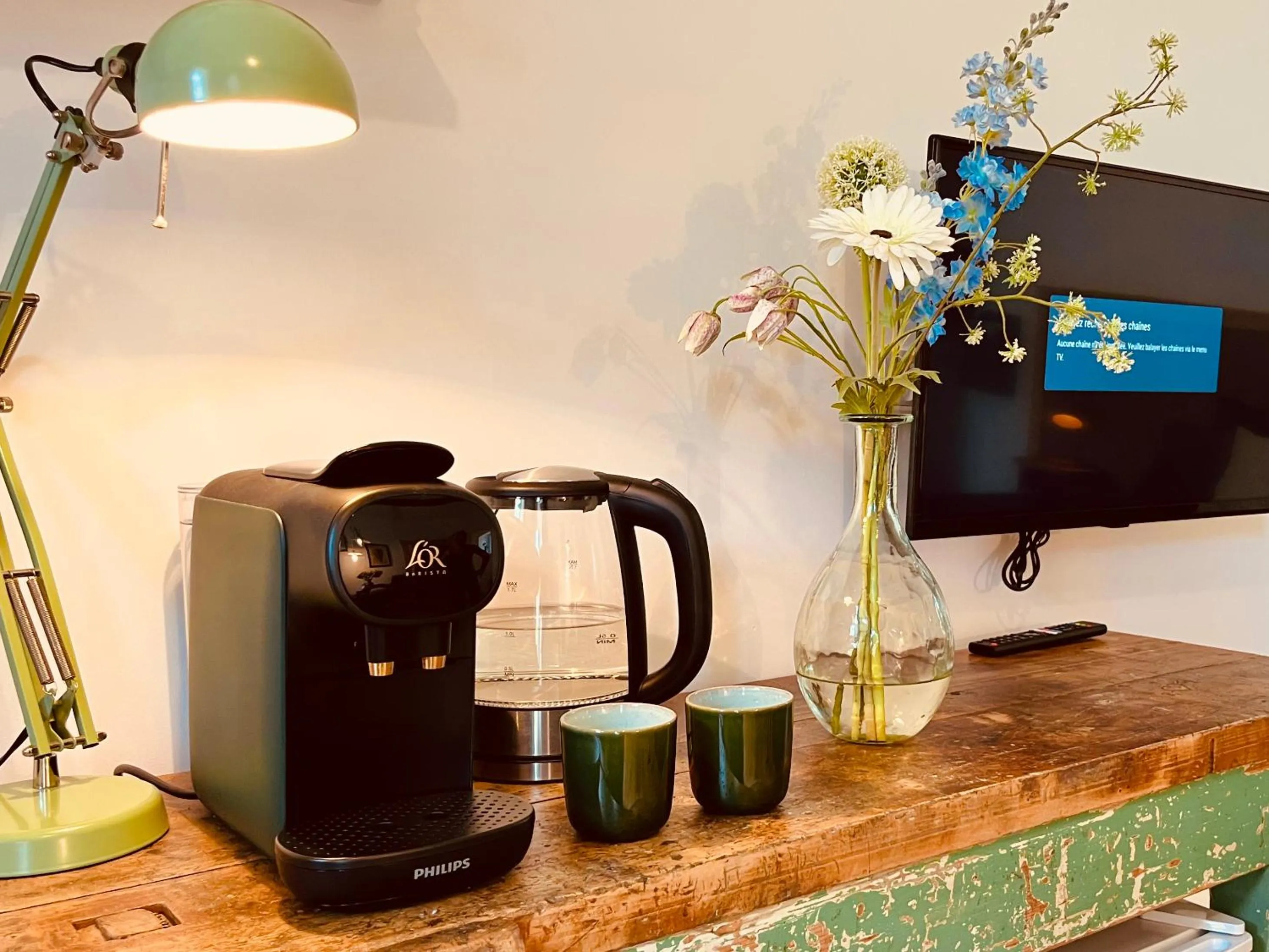Coffee/tea facilities in chambres d'hôtes Domaine les Grands Pérons