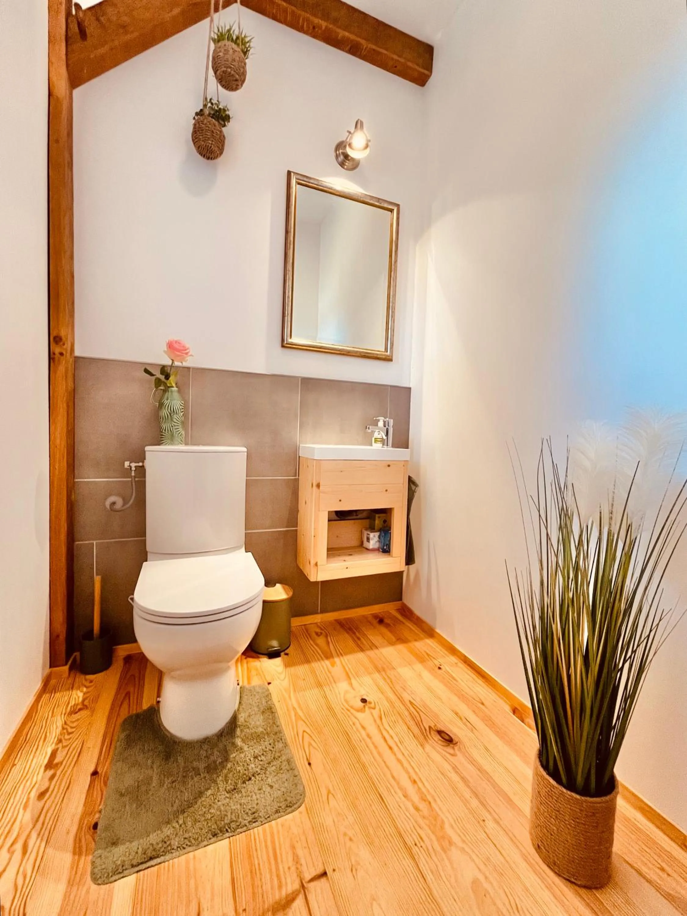 Toilet in chambres d'hôtes Domaine les Grands Pérons