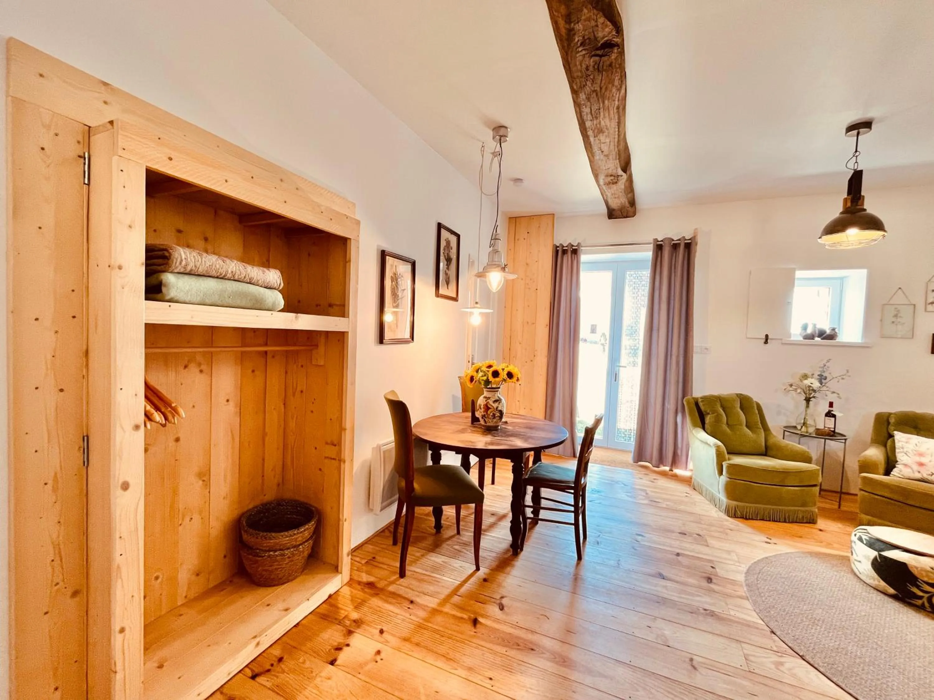 Seating area in chambres d'hôtes Domaine les Grands Pérons