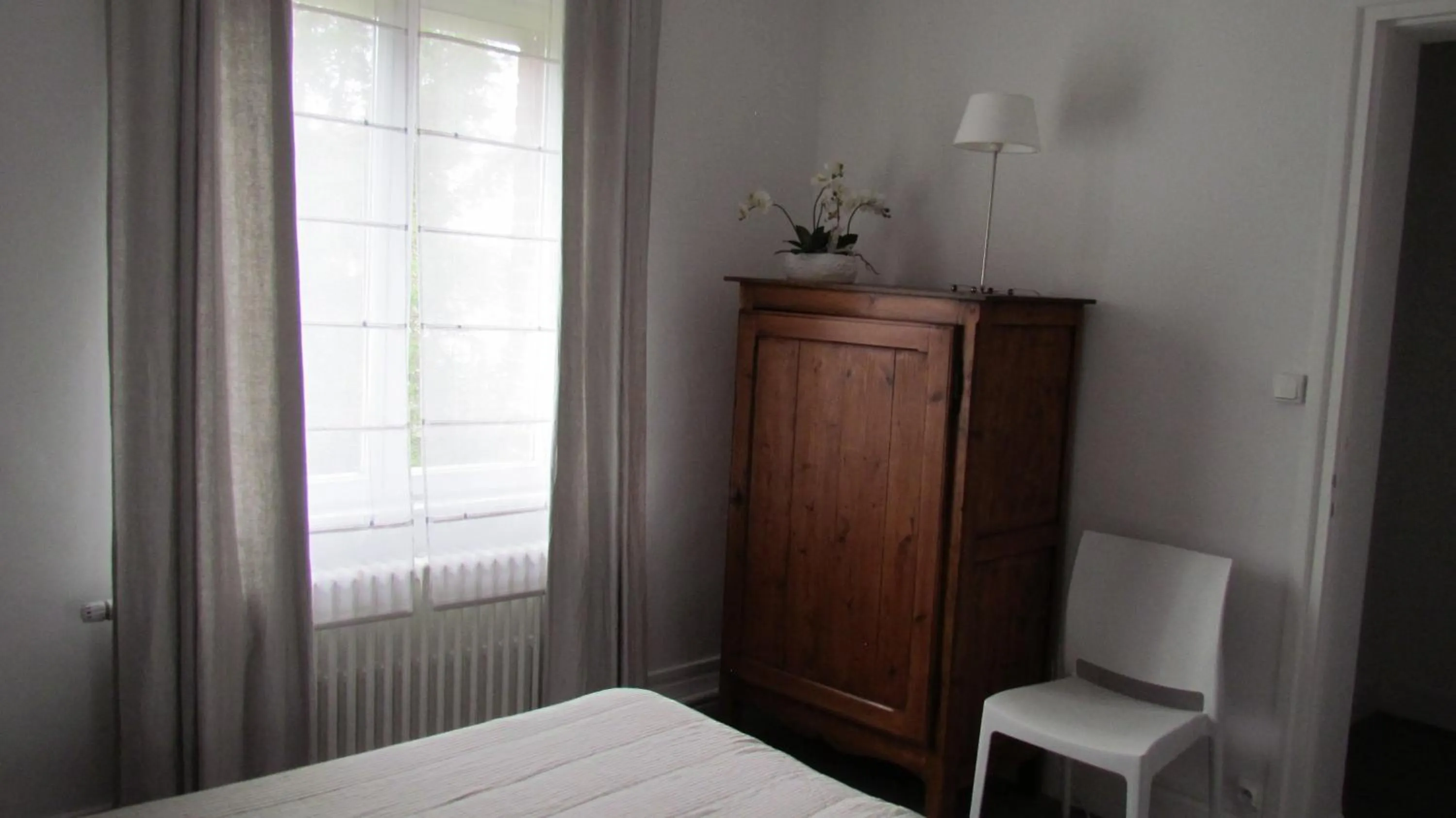 Bedroom, Bed in Gite Histoire de Maison