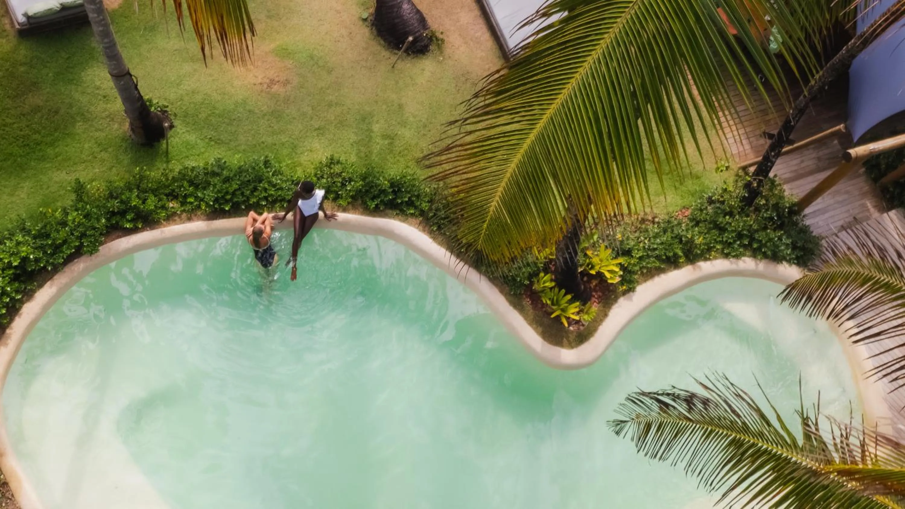 Swimming pool in Villa Kandui Boutique Hotel e Beach Lounge