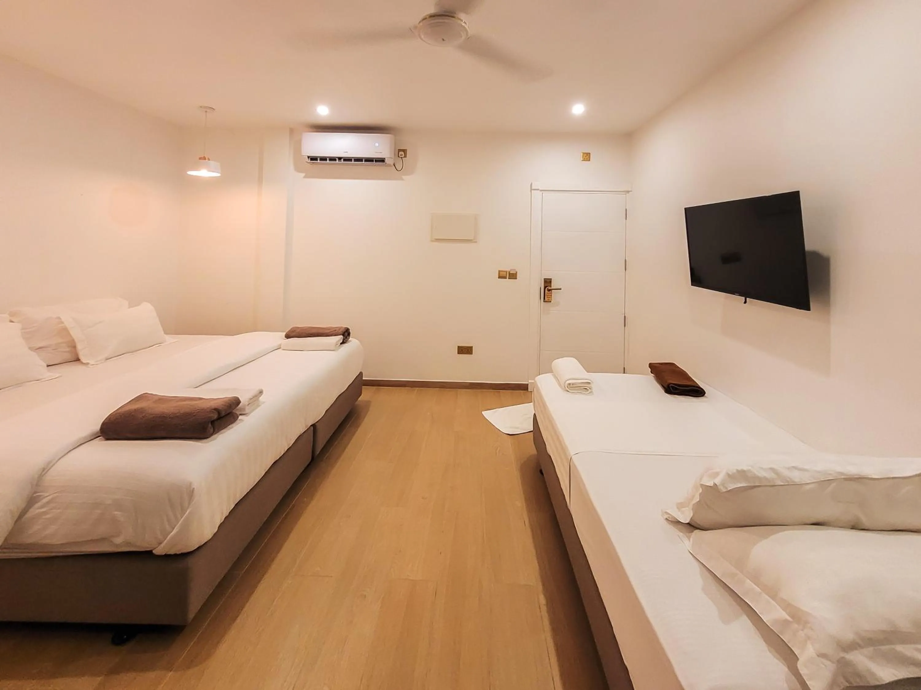 Bed in KingsWay Thoddoo Maldives