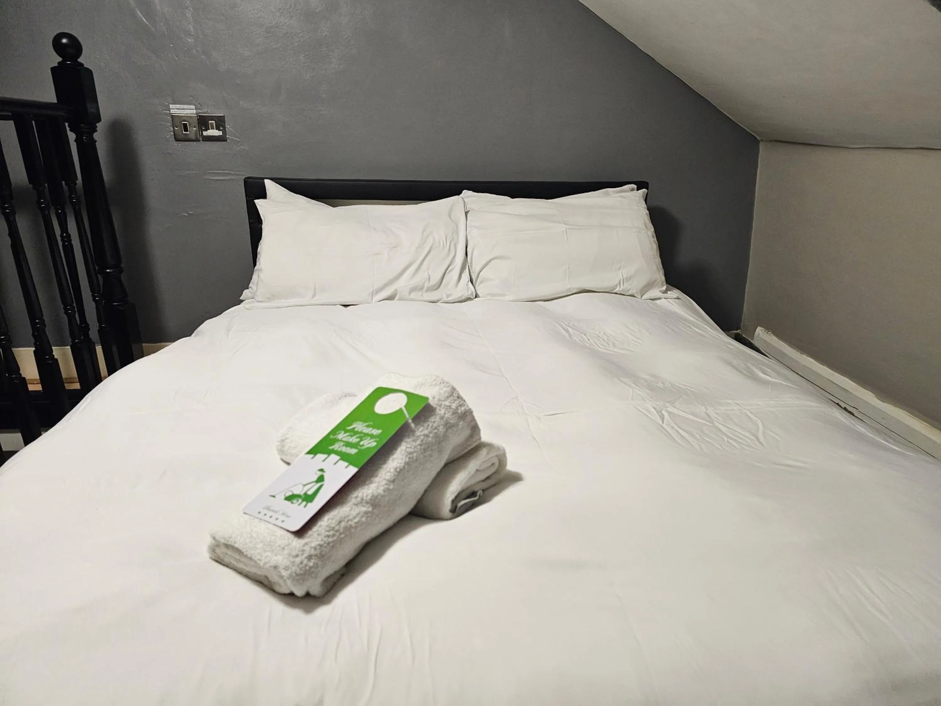 Bed in Umbrella Properties London Excel