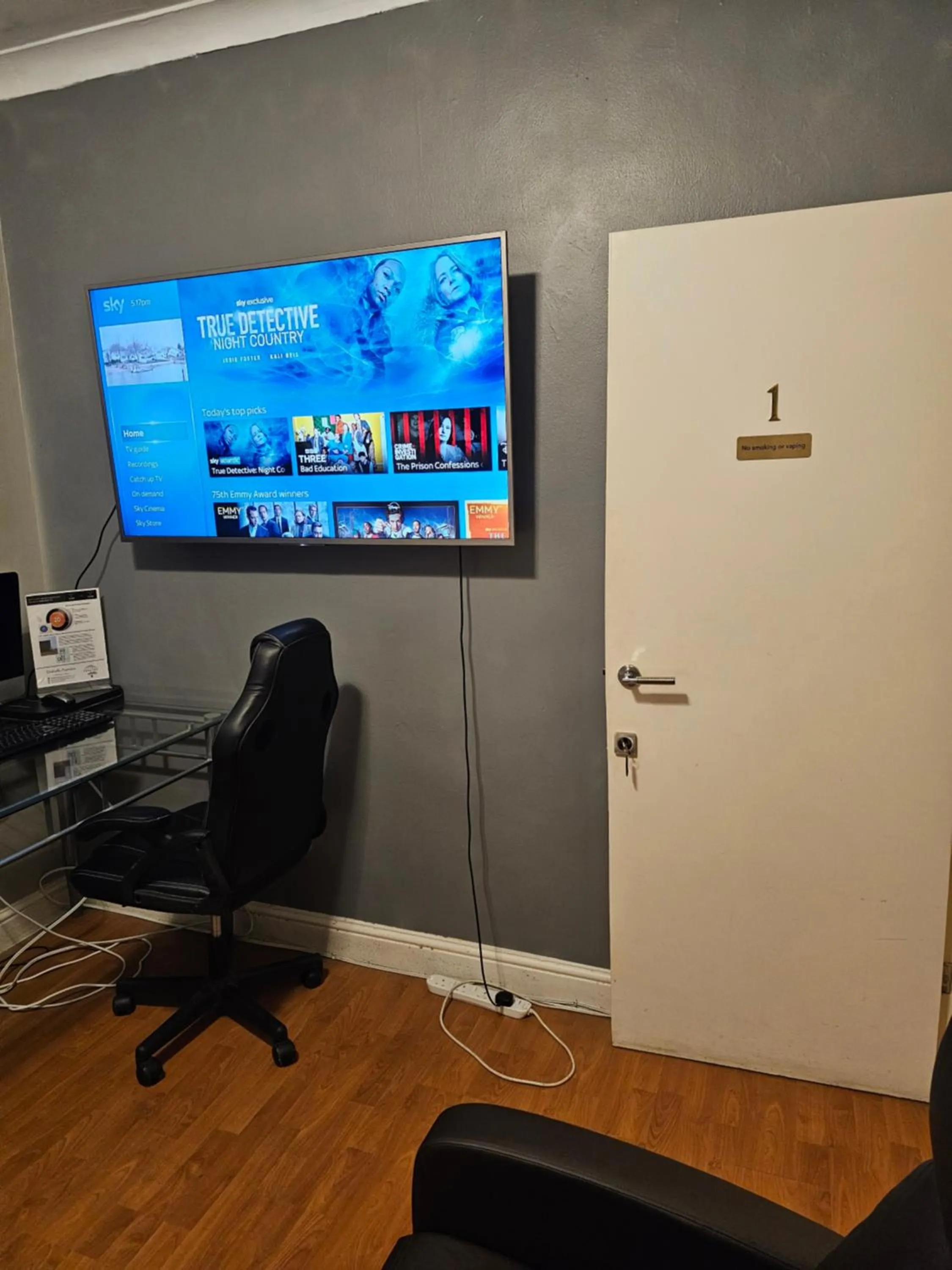 TV and multimedia in Umbrella Properties London Excel