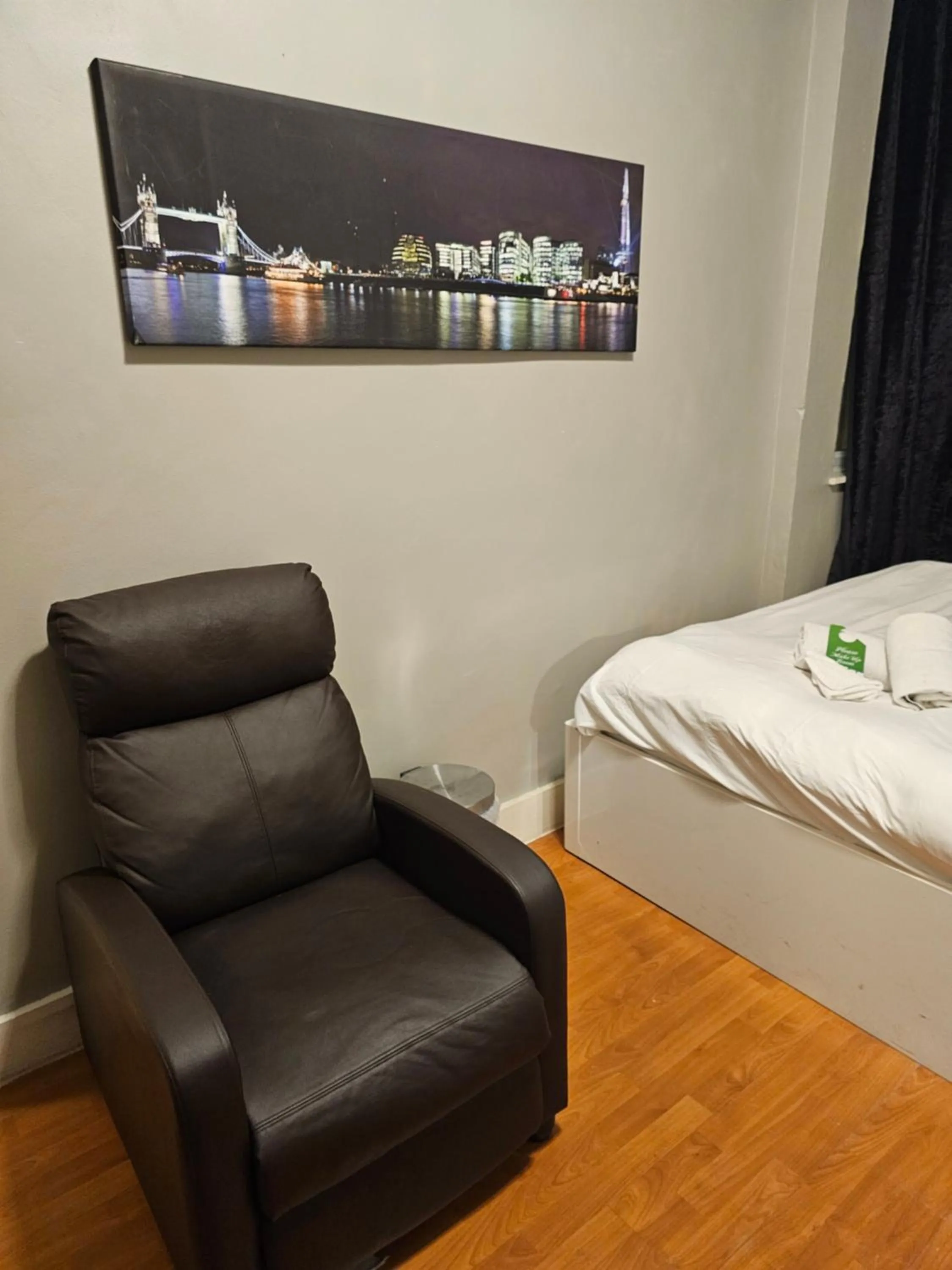 Bed in Umbrella Properties London Excel