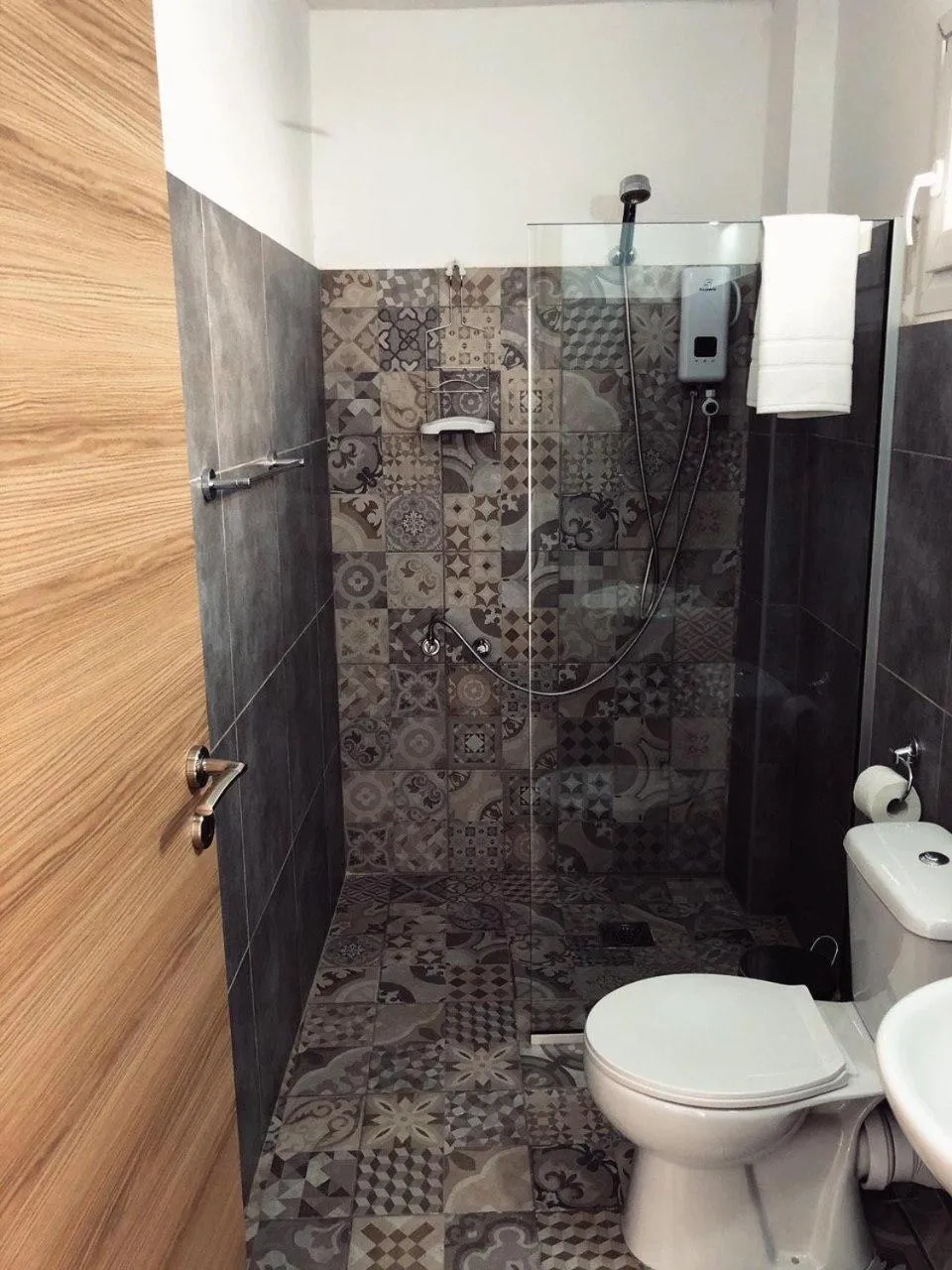 Bathroom in Katsikantaris Homes