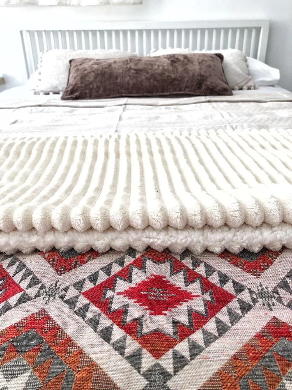 Bed in Katsikantaris Homes