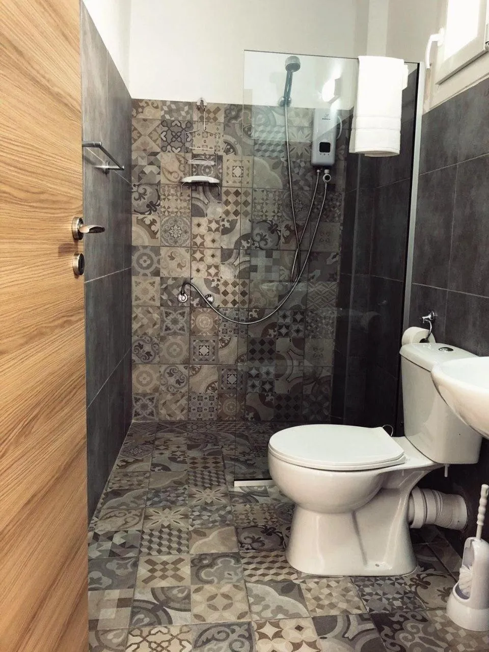 Bathroom in Katsikantaris Homes
