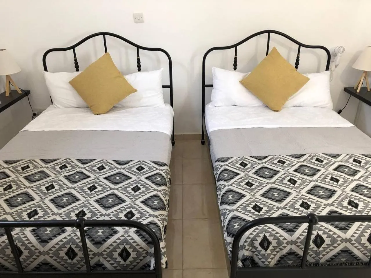 Bed in Katsikantaris Homes