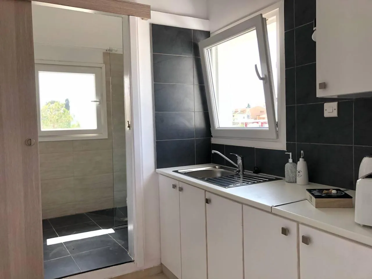 Kitchen or kitchenette in Katsikantaris Homes