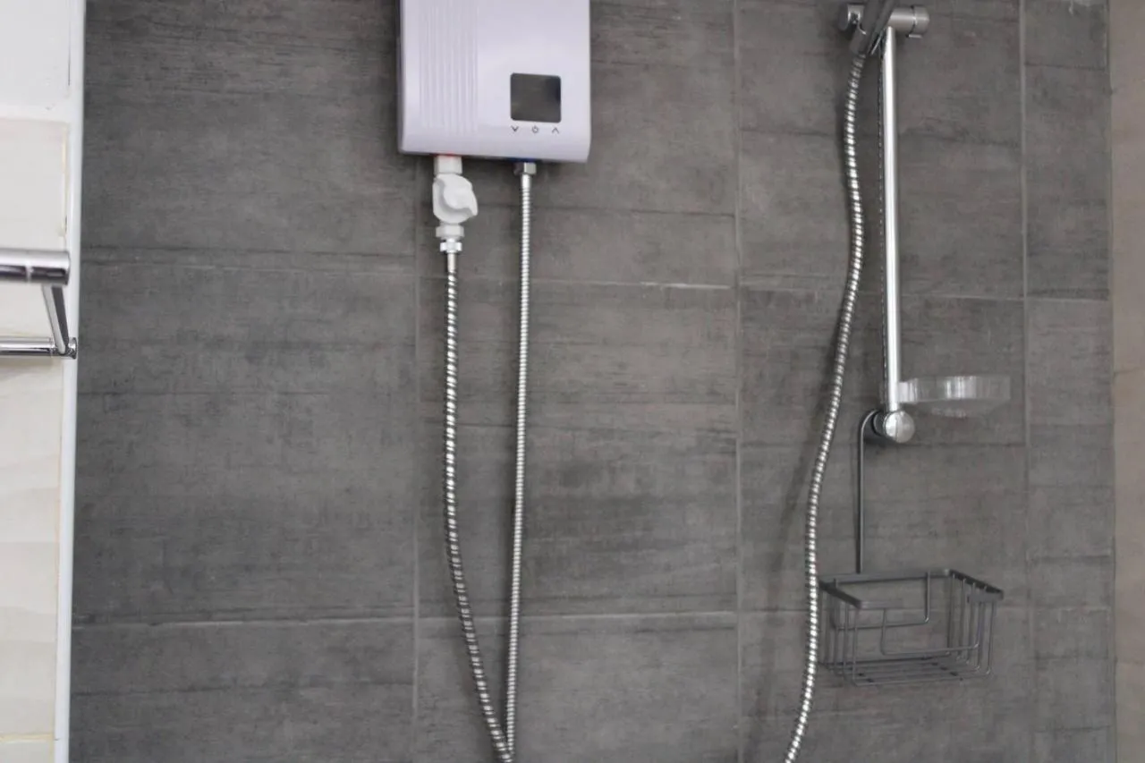 Shower in Katsikantaris Homes