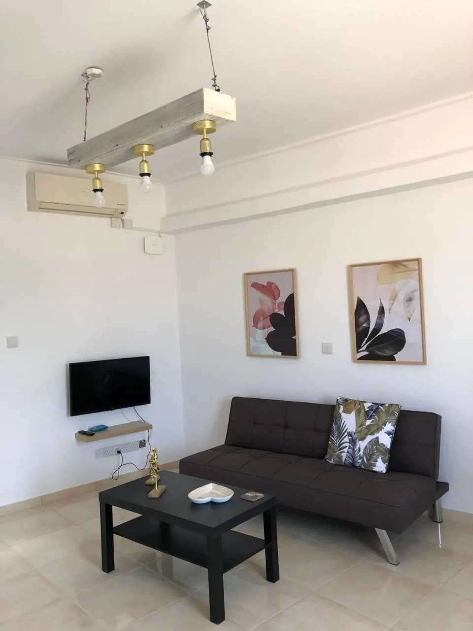 Living room in Katsikantaris Homes