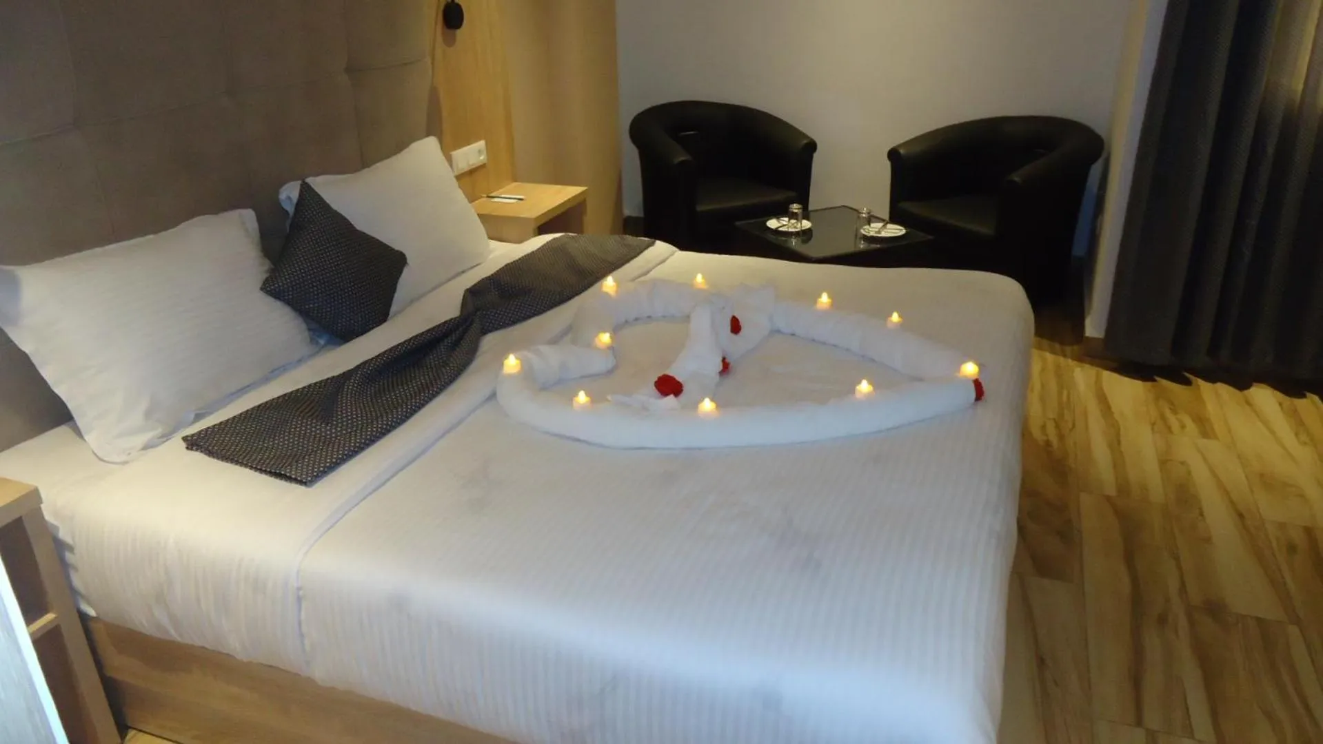 Bedroom, Bed in Hotel Bournissa