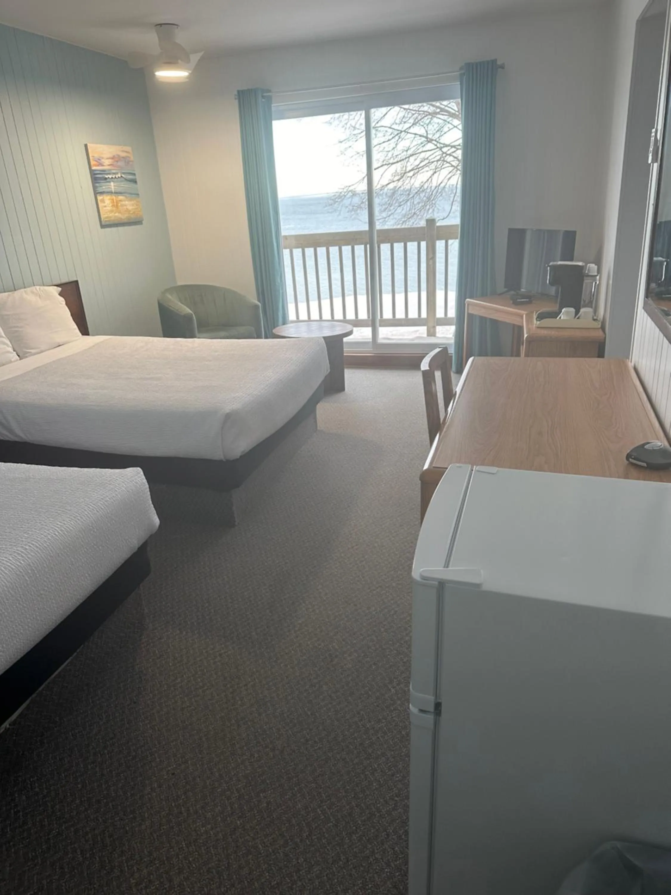 Bed in Motel Carleton Sur Mer