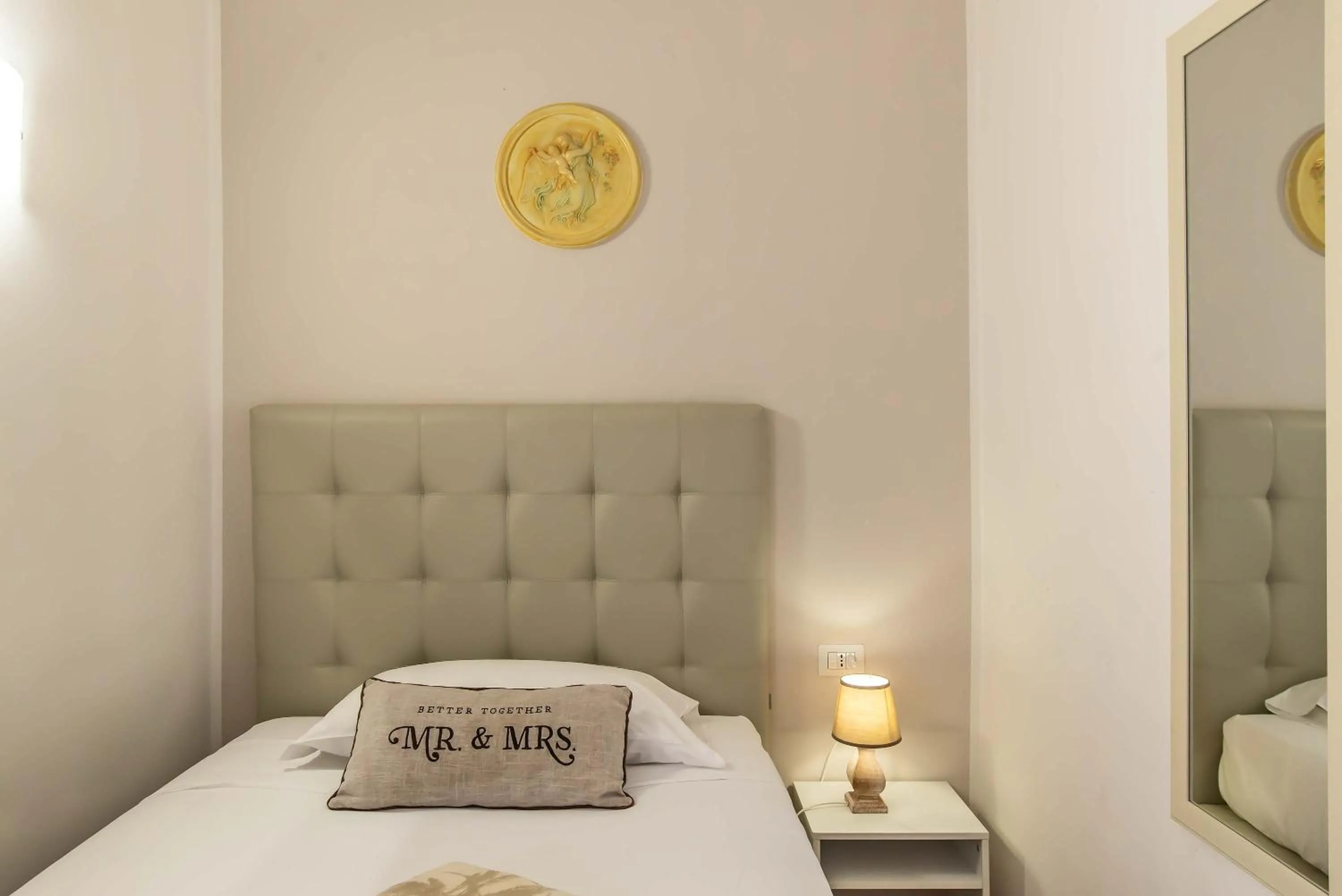 Photo of the whole room, Bed in Plaza Rooms Ciampino