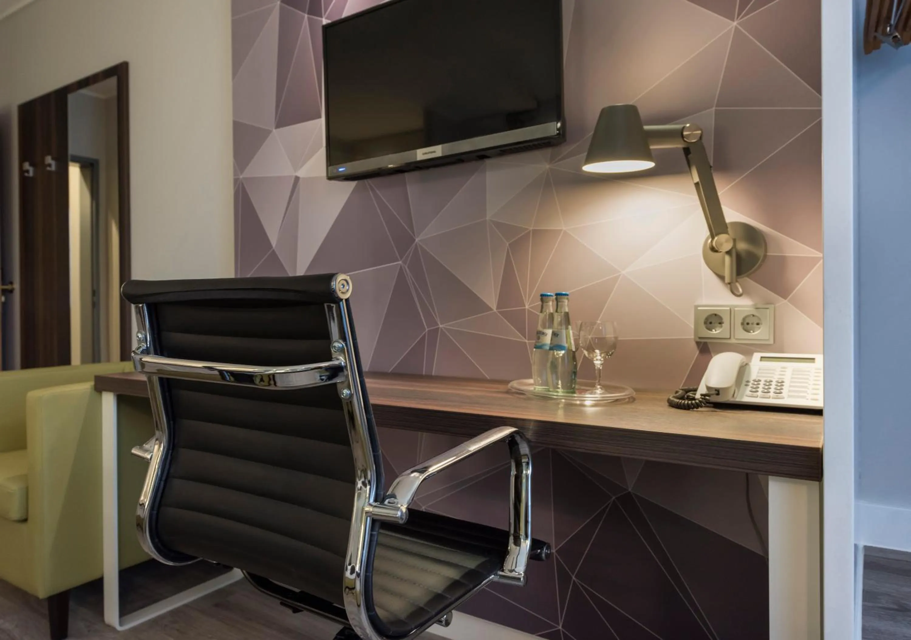 TV and multimedia in Best Western Hotel Peine Salzgitter