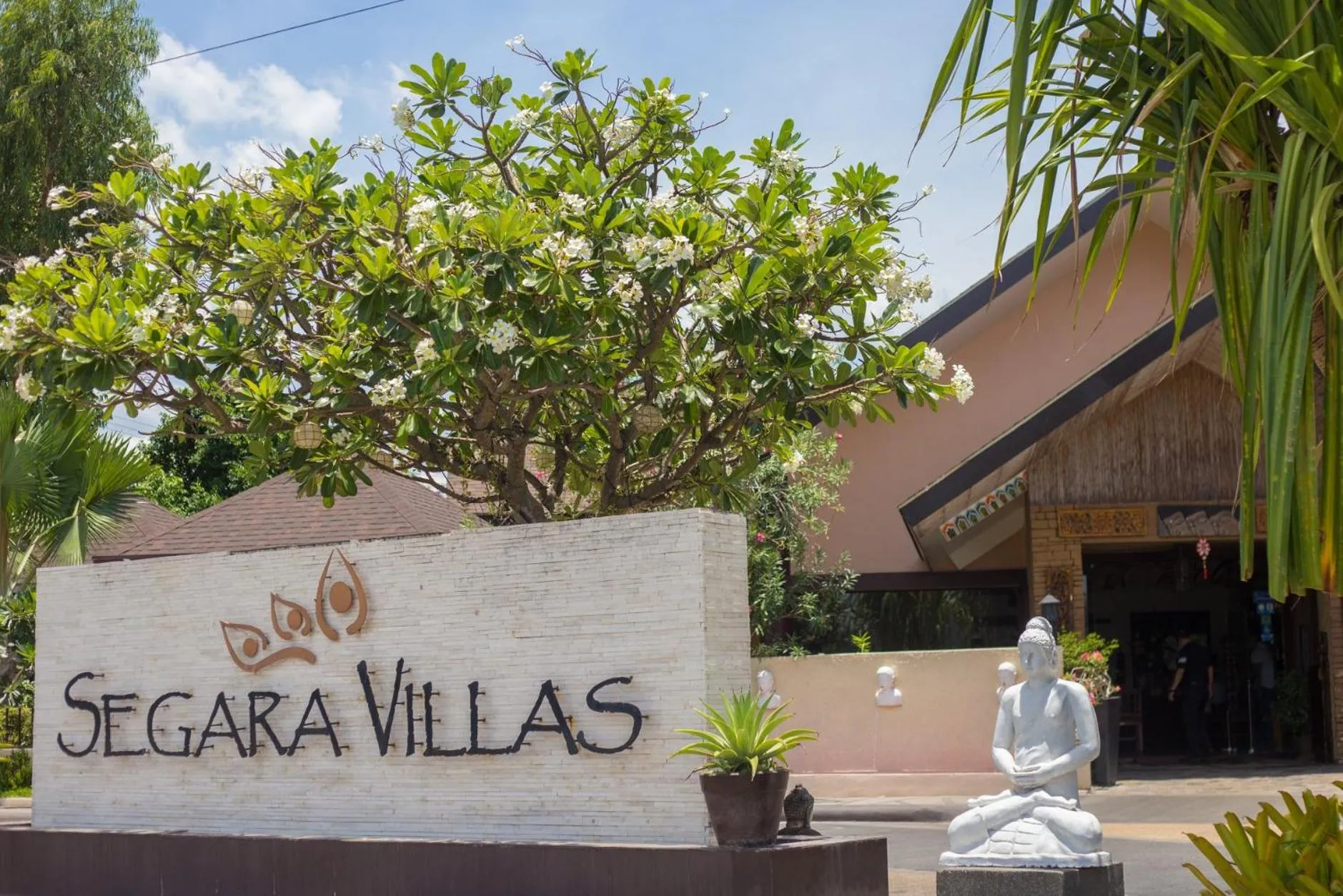 Property building in Segara Villas