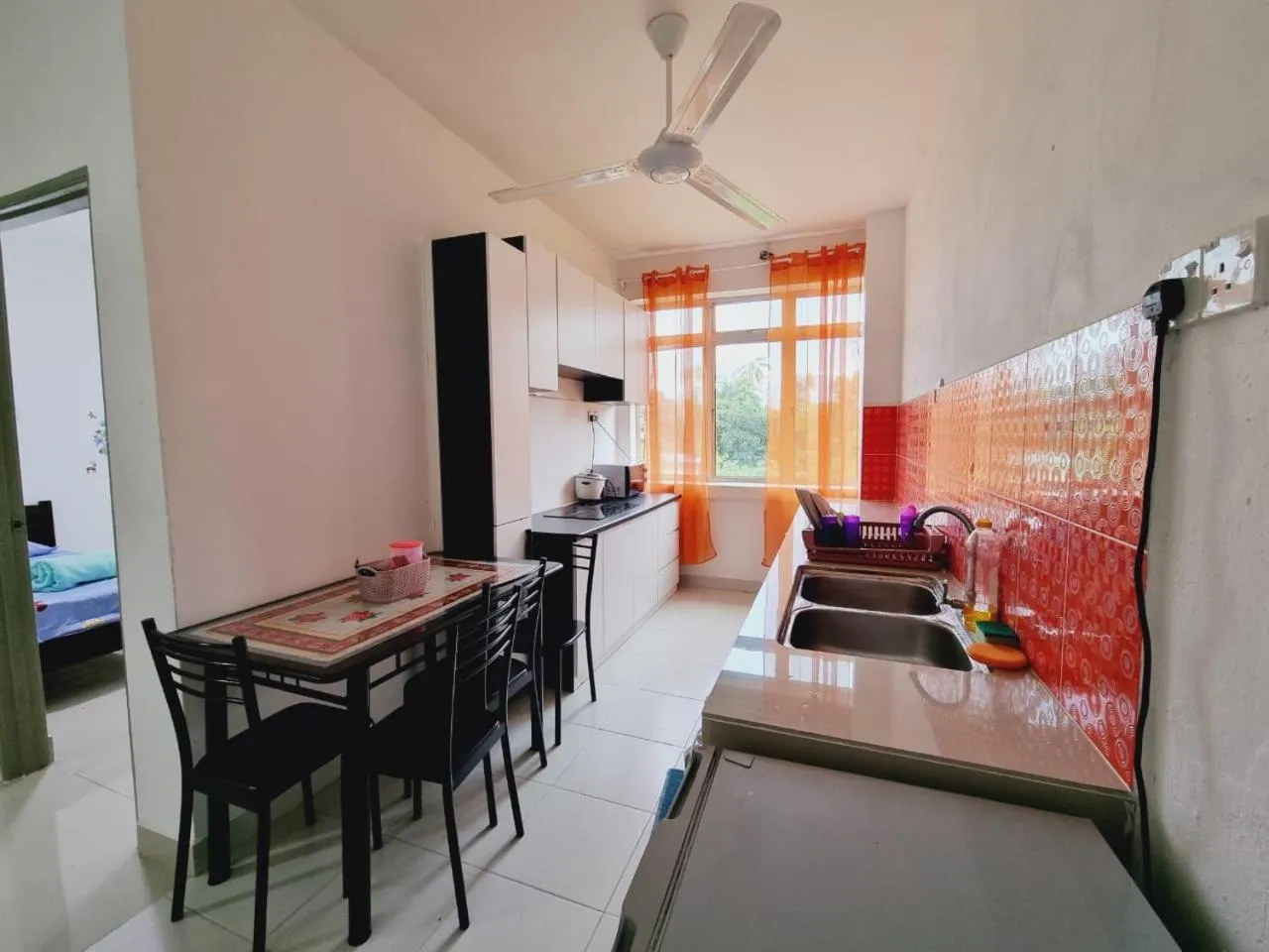 Dining area in Dane & Shue Hotel Kok Lanas