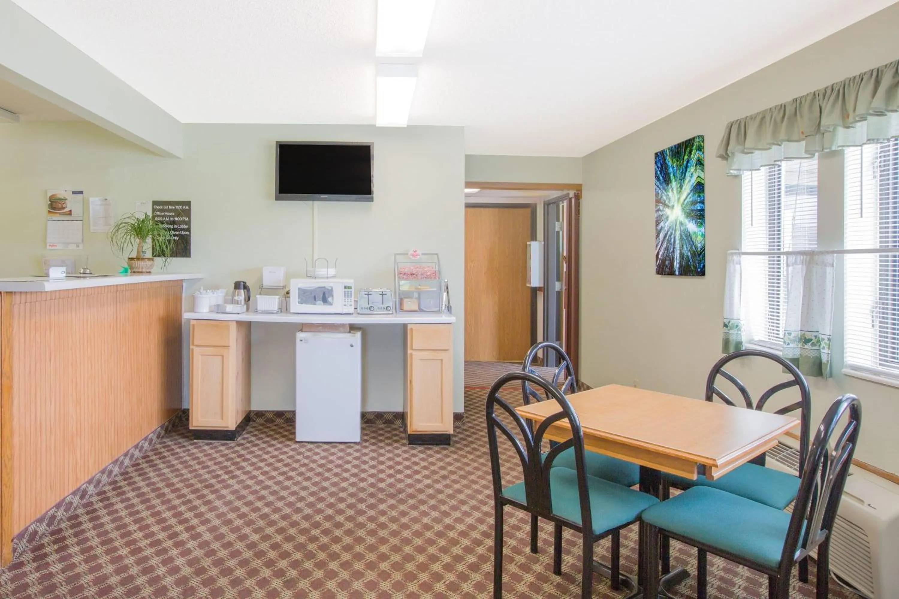 Breakfast in Travelodge by Wyndham Lamoni