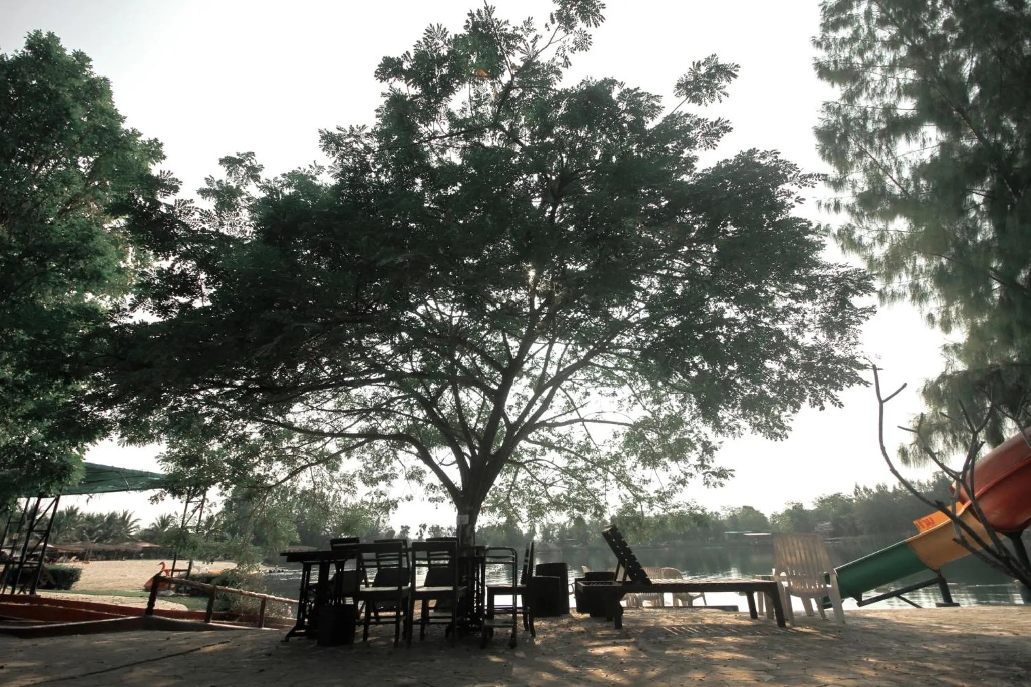 Tara Beach Resort Udonthani