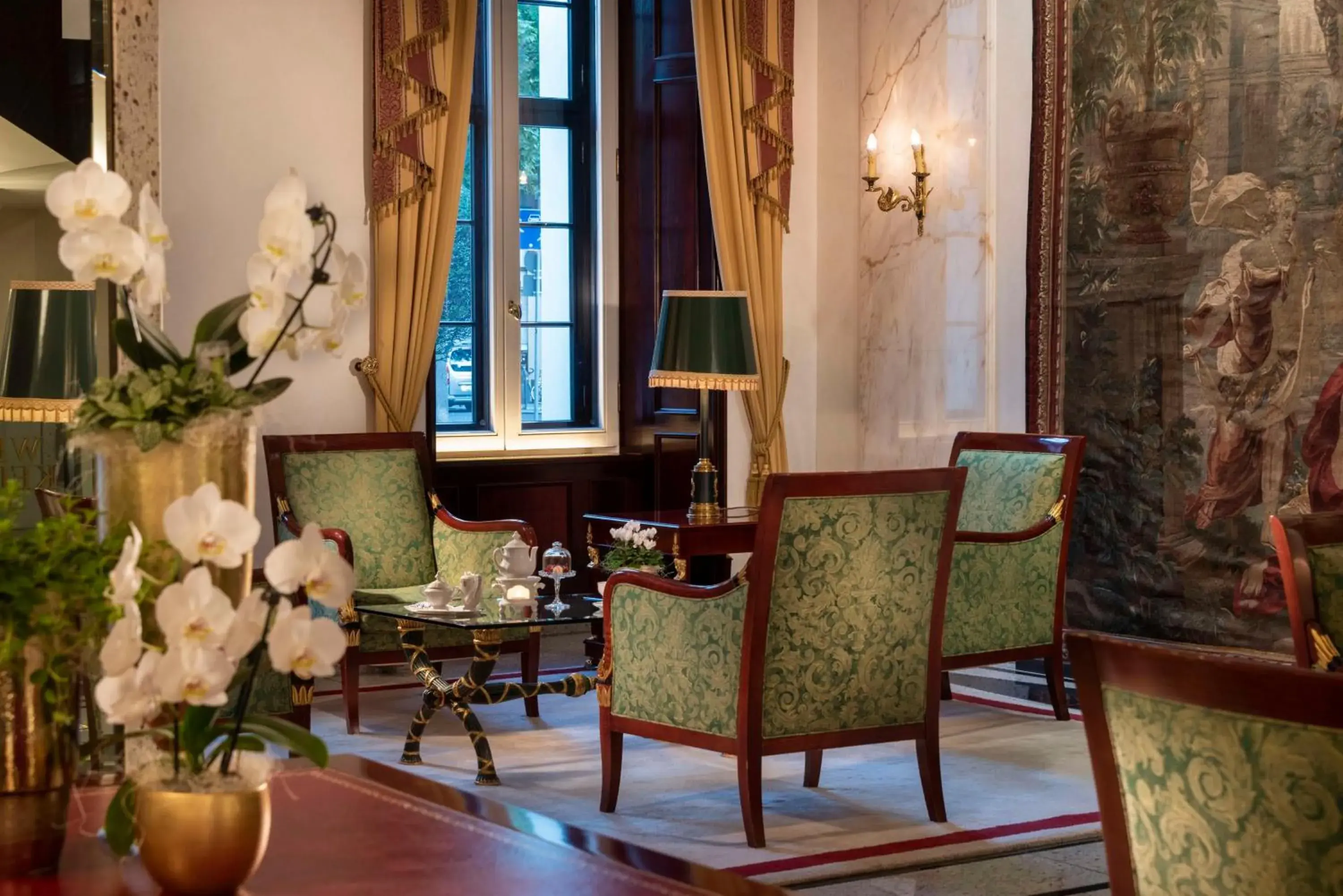 Lobby or reception in Best Western Premier Grand Hotel Russischer Hof Lobby or reception in Best Western Premier Grand Hotel Russischer Hof