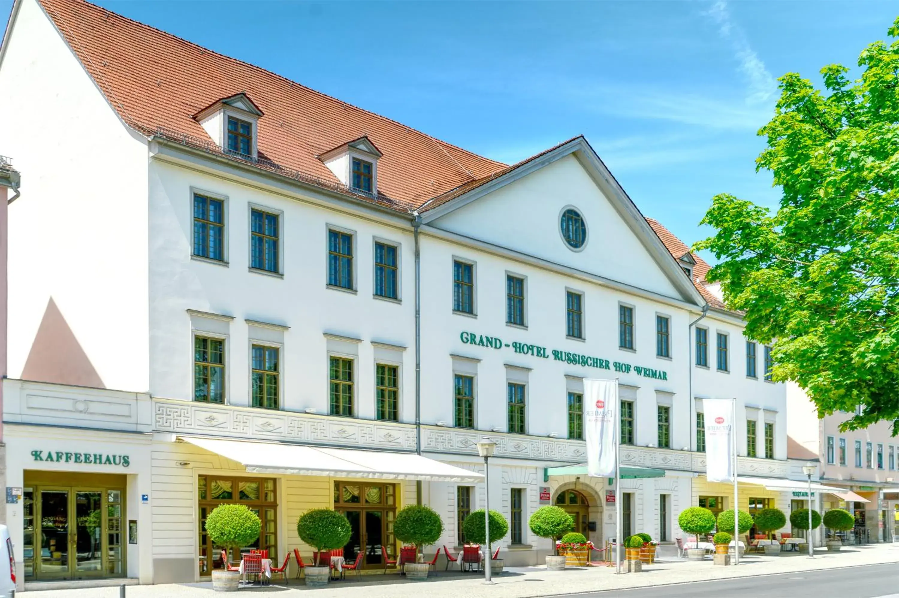 Property building in Best Western Premier Grand Hotel Russischer Hof Property building in Best Western Premier Grand Hotel Russischer Hof