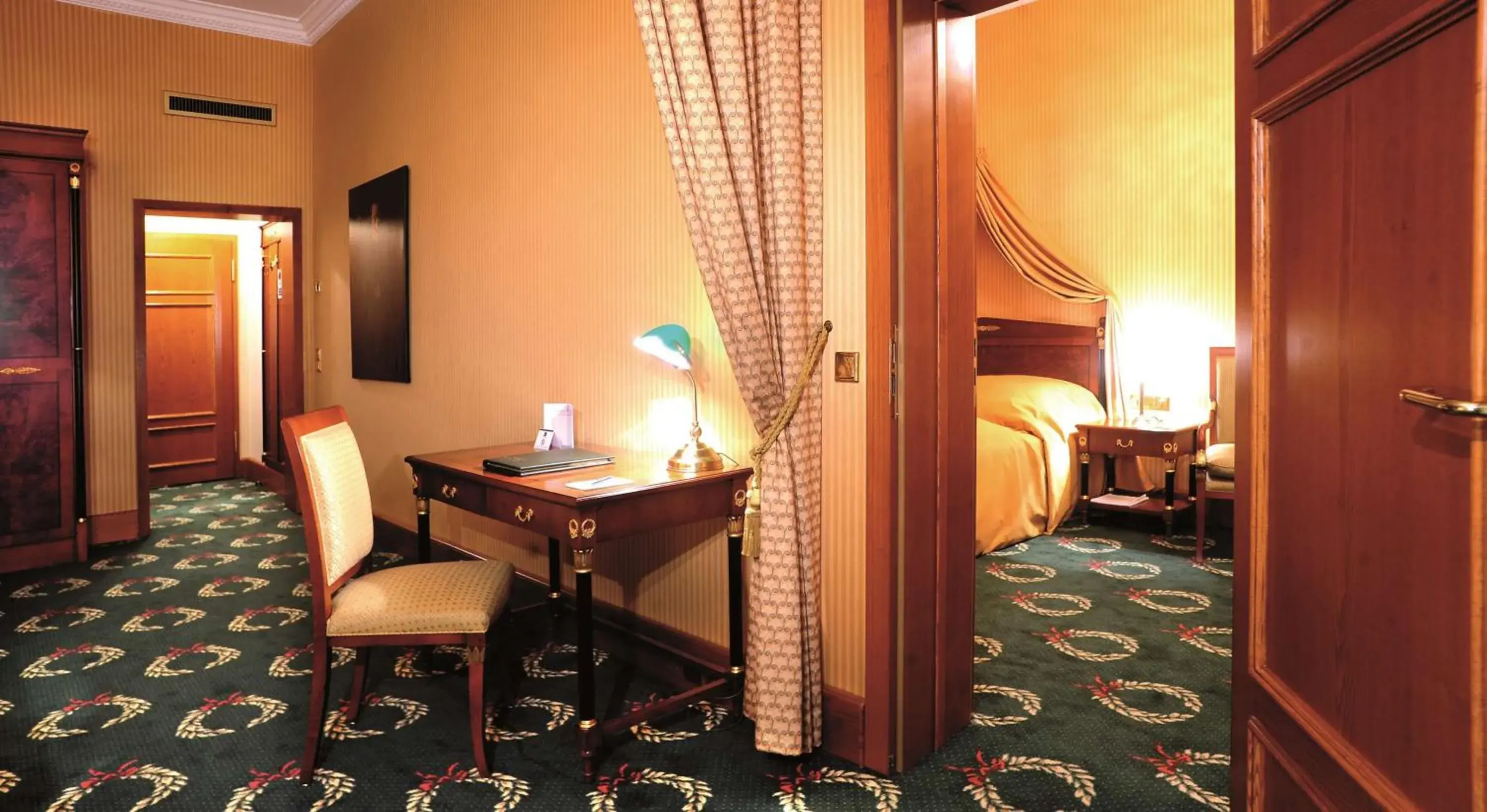 Bedroom in Best Western Premier Grand Hotel Russischer Hof Bedroom in Best Western Premier Grand Hotel Russischer Hof
