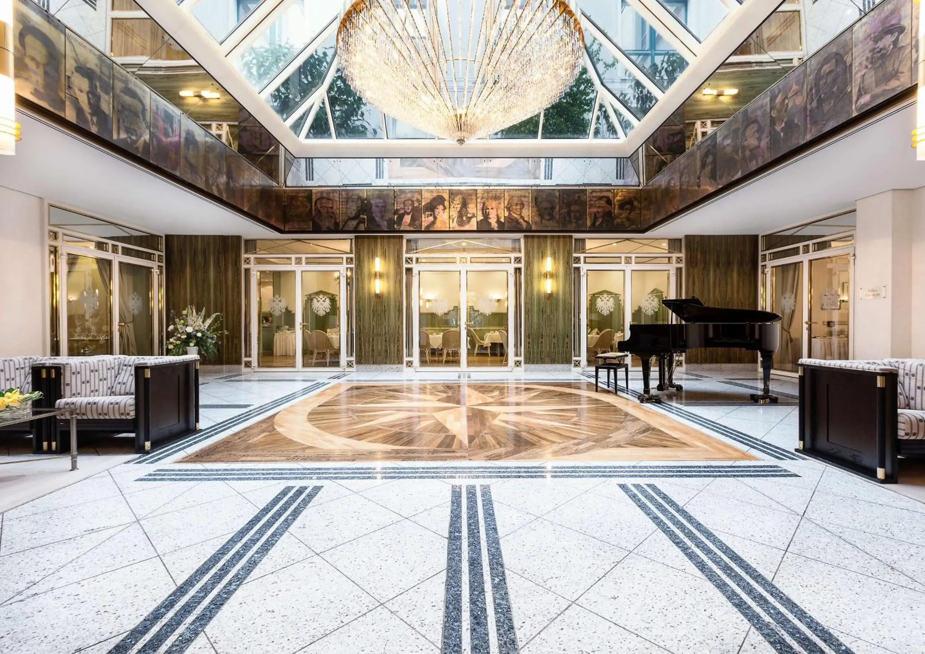 Lobby or reception in Best Western Premier Grand Hotel Russischer Hof Lobby or reception in Best Western Premier Grand Hotel Russischer Hof
