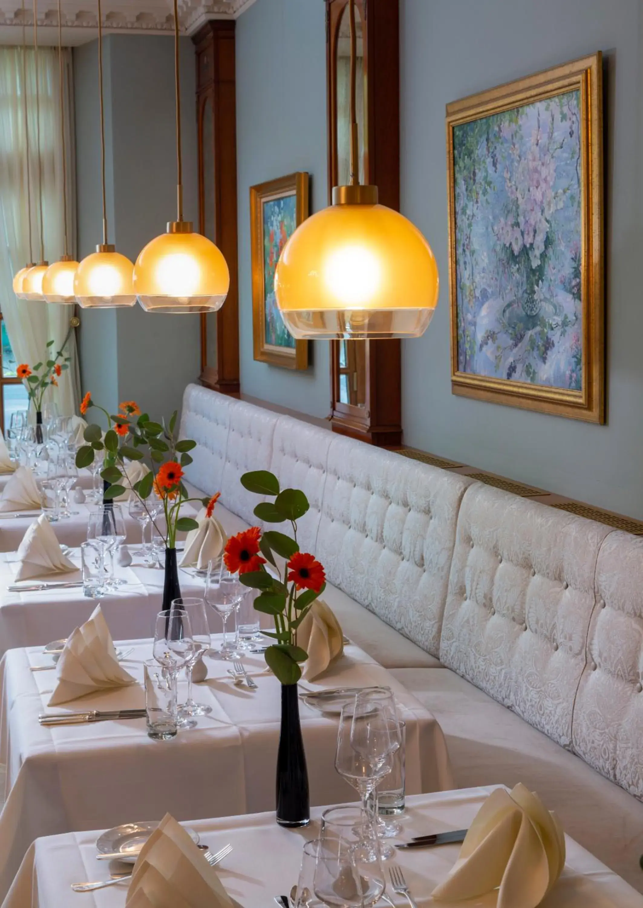 Restaurant/places to eat in Best Western Premier Grand Hotel Russischer Hof Restaurant/places to eat in Best Western Premier Grand Hotel Russischer Hof