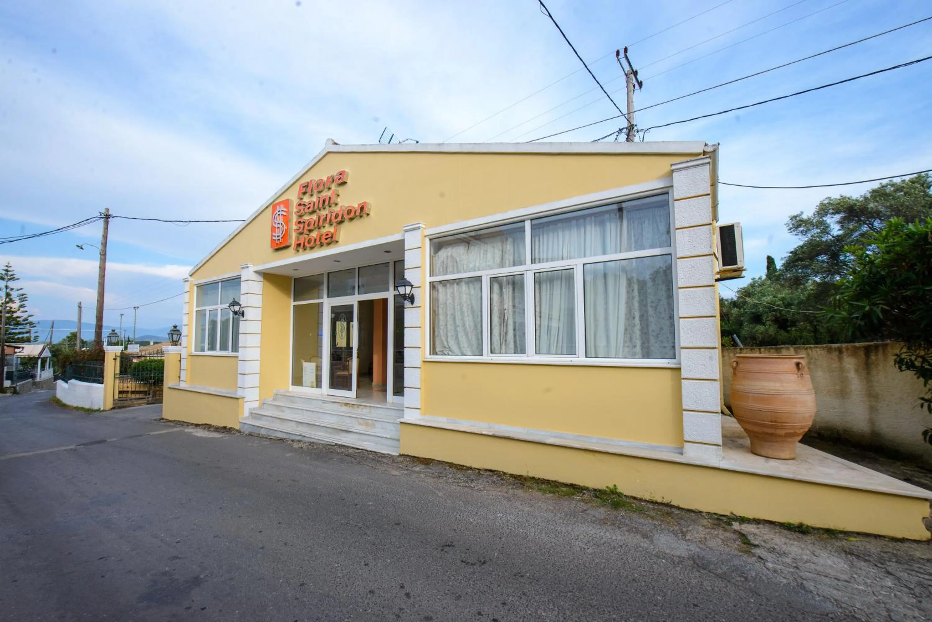 Saint Spiridon Hotel