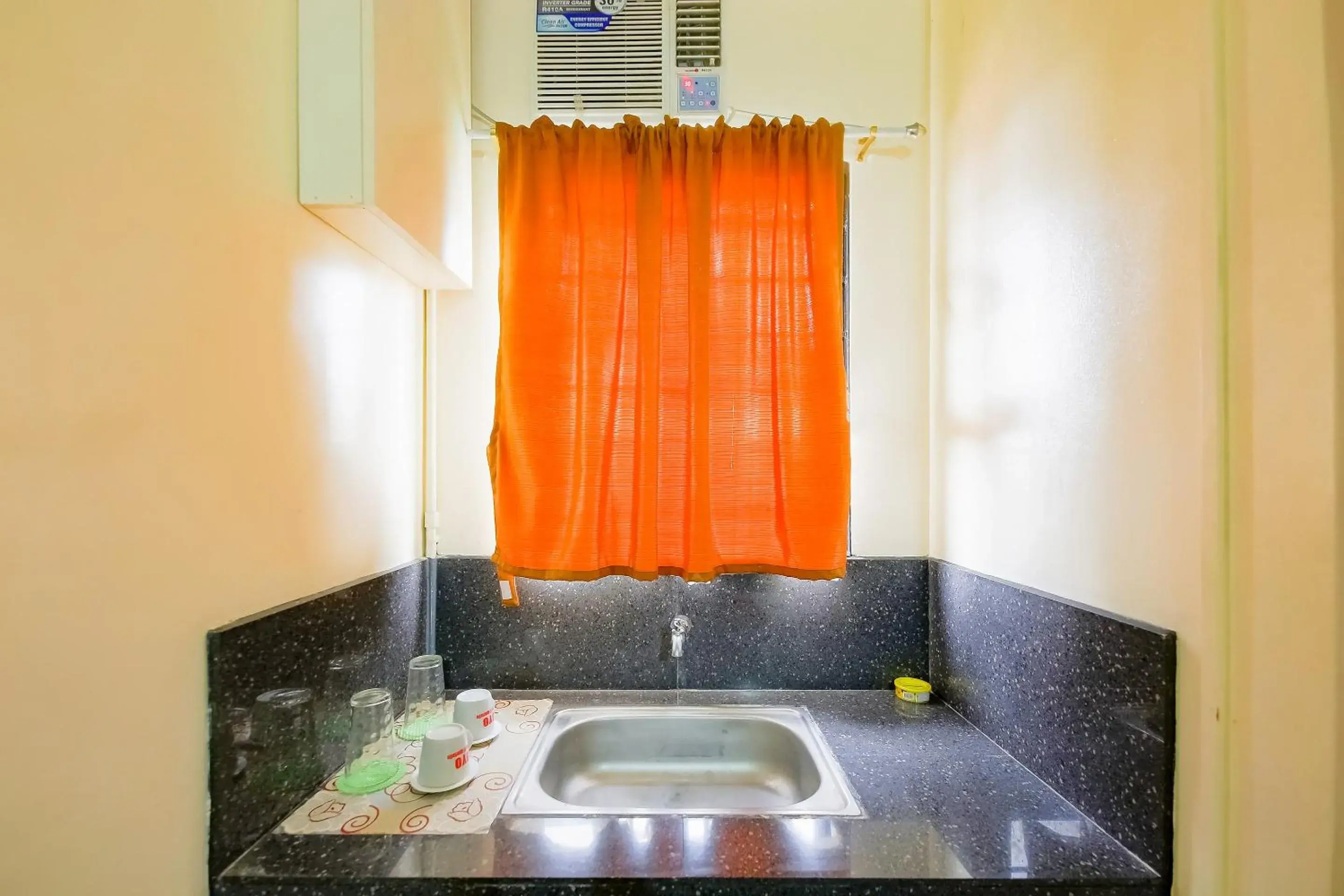 Bedroom in OYO 431 Apollo 11 Apartelle Bedroom in OYO 431 Apollo 11 Apartelle