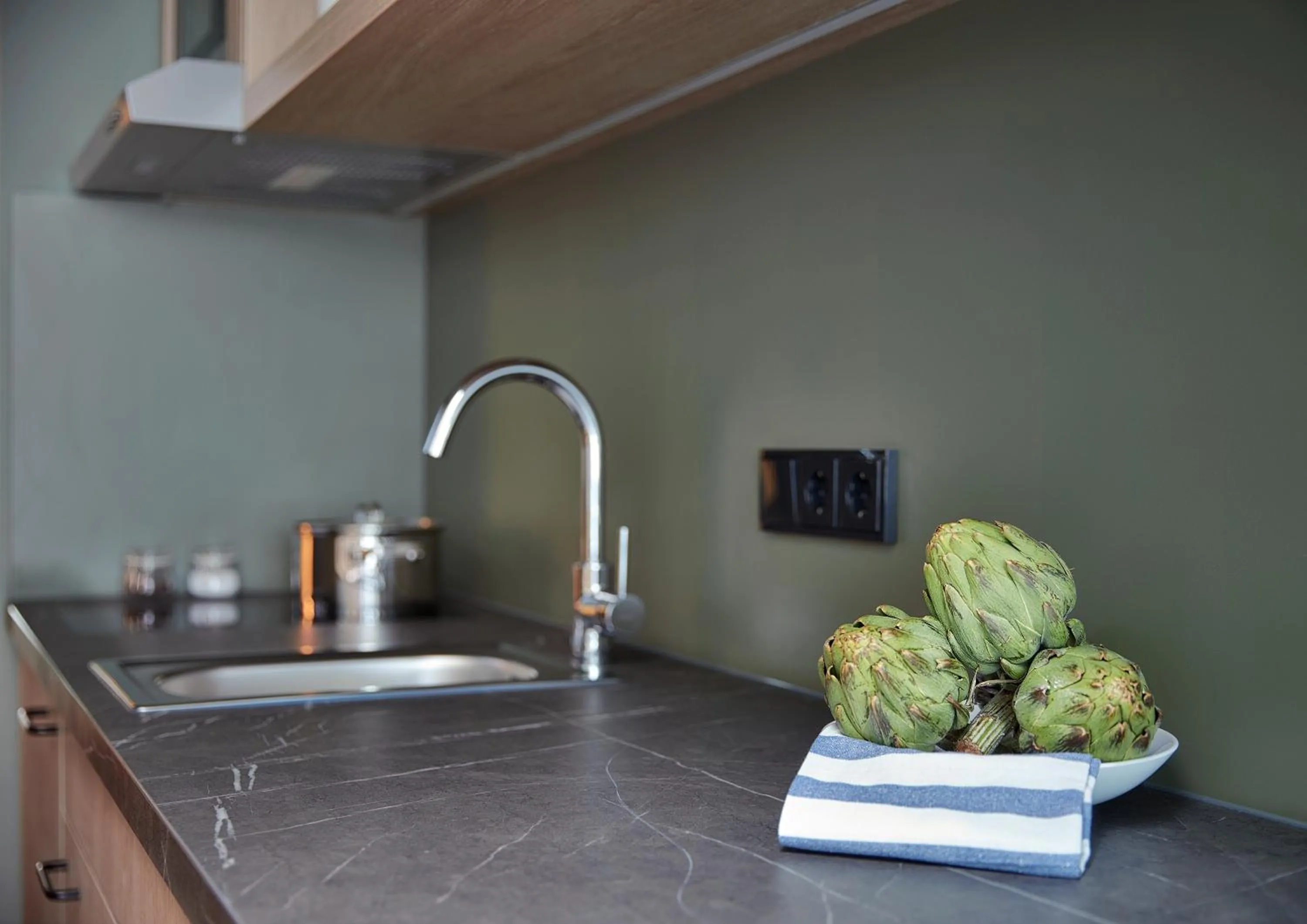 Kitchen or kitchenette in Living Hotel Nürnberg