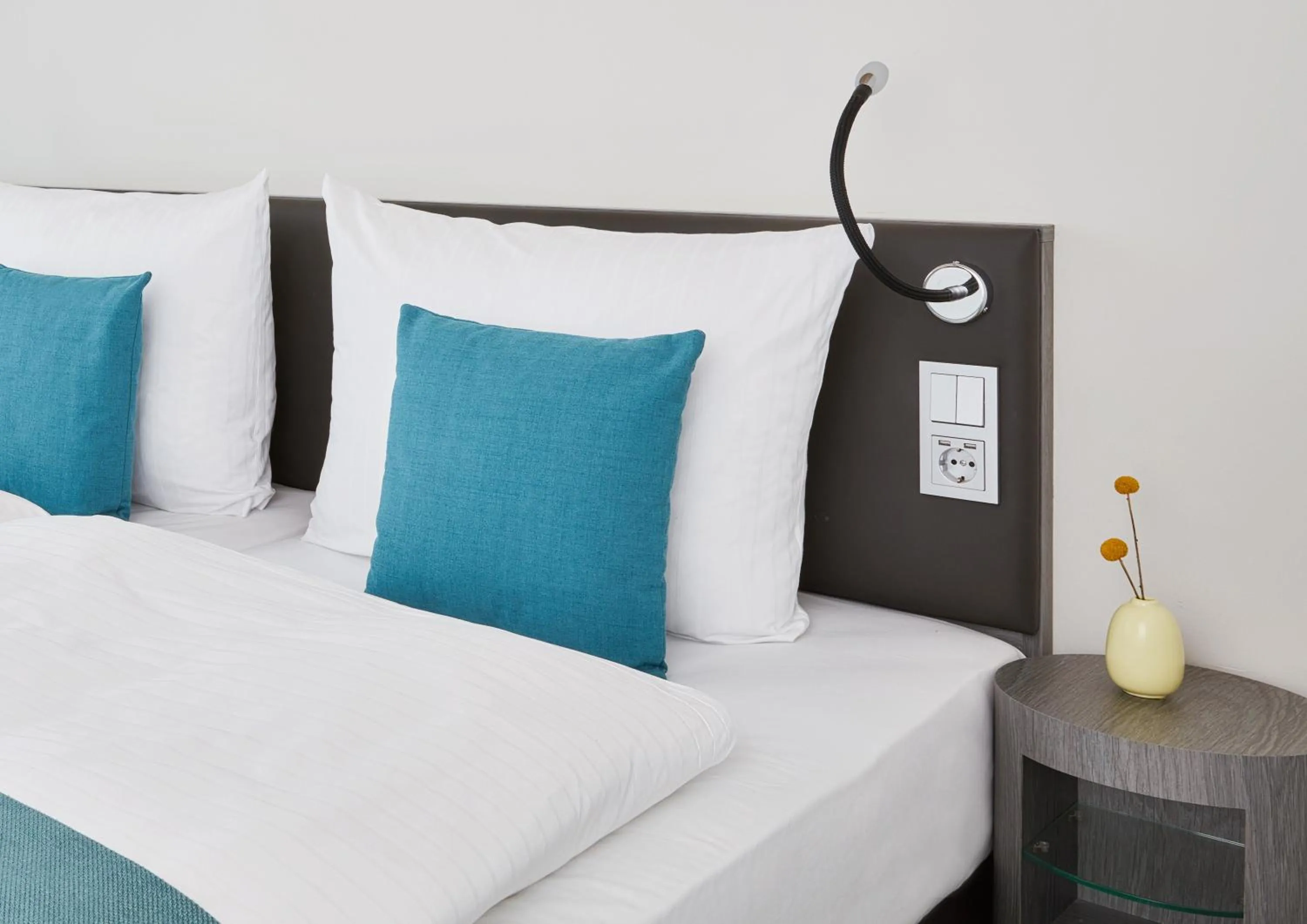 Bedroom, Bed in Living Hotel Nürnberg