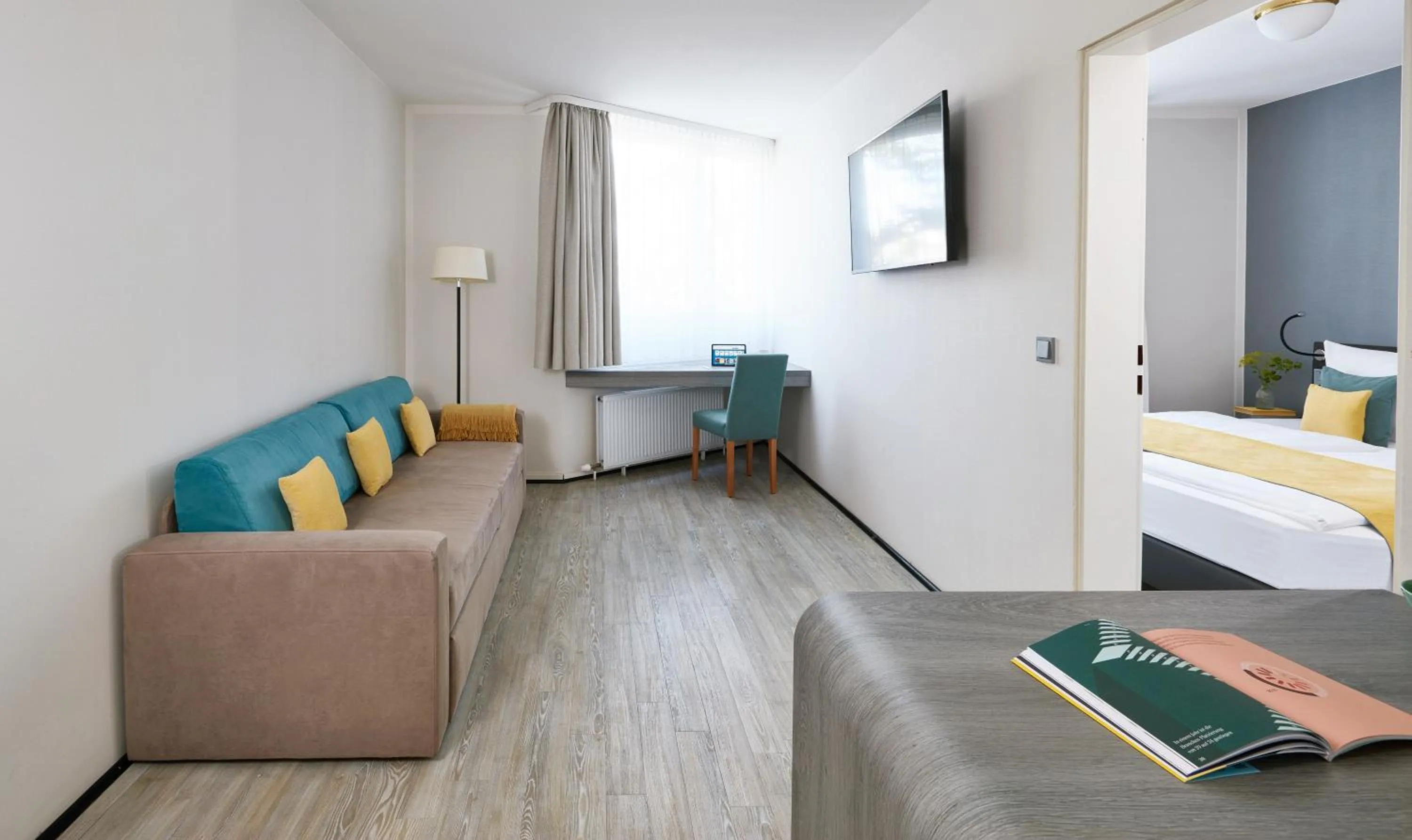 Living room, Bed in Living Hotel am Deutschen Museum