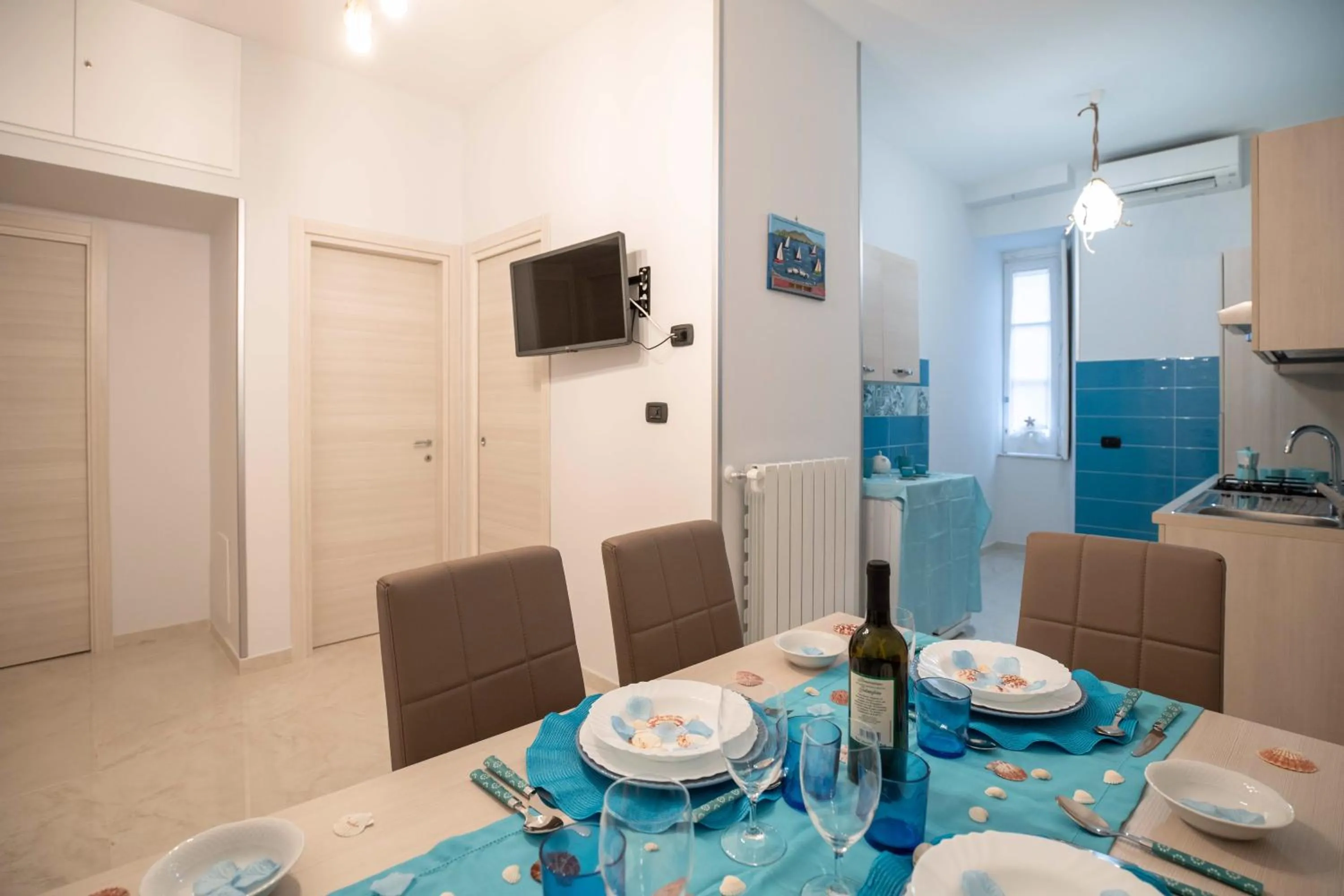 Dining area in New In! Syrenuse at Santa Lucia