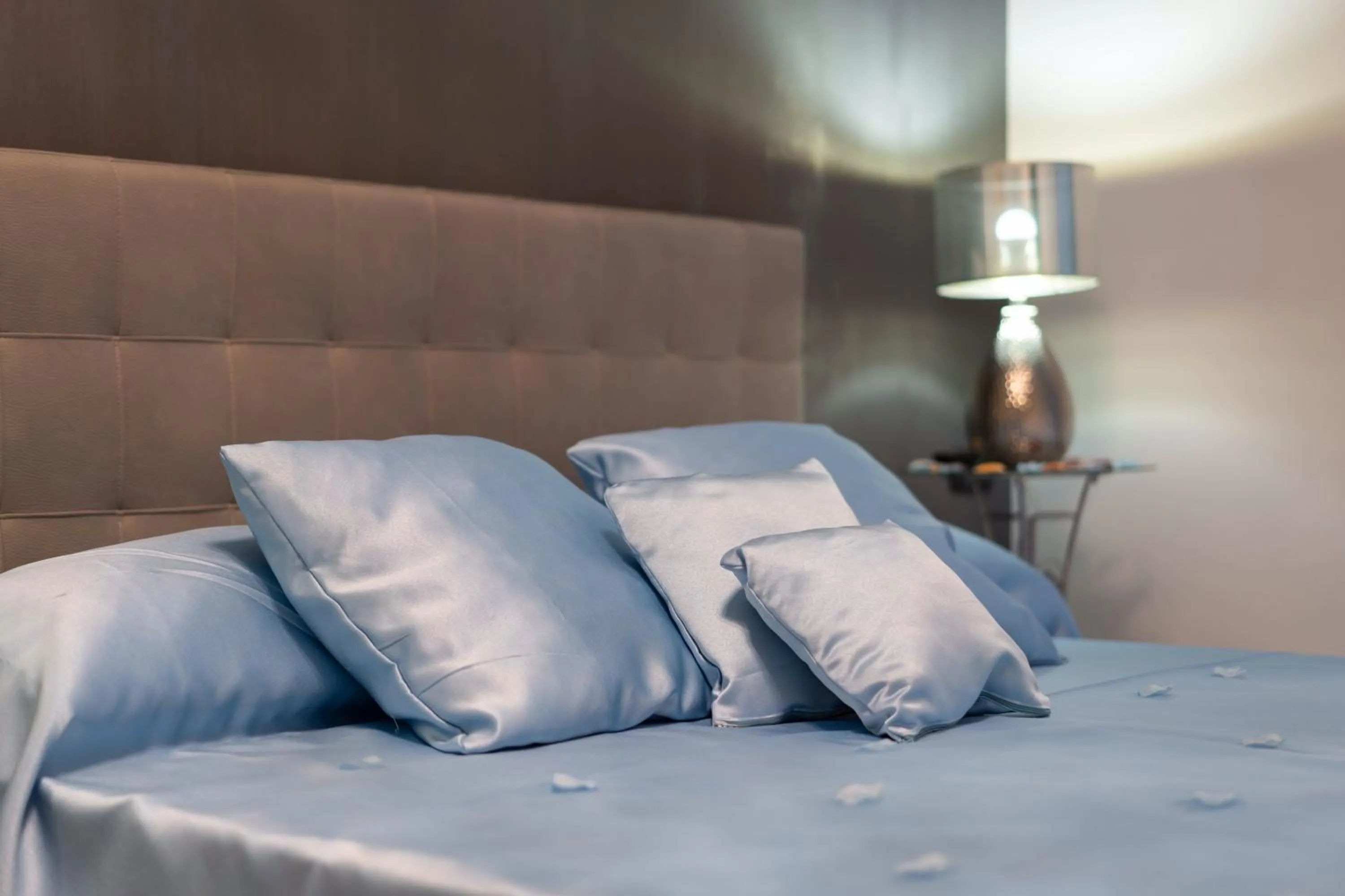 Bed in New In! Syrenuse at Santa Lucia