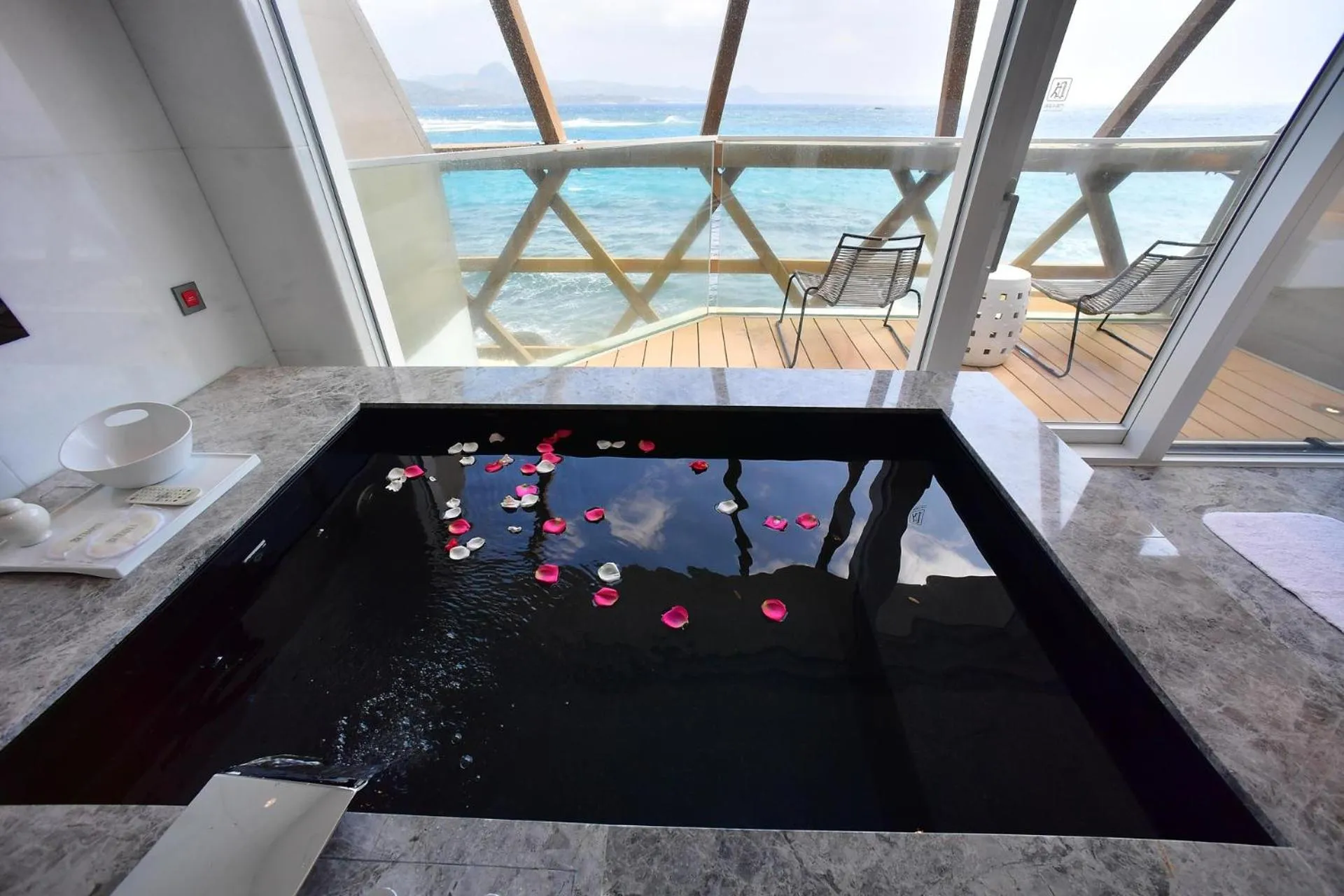 Bath in Volando Kenting