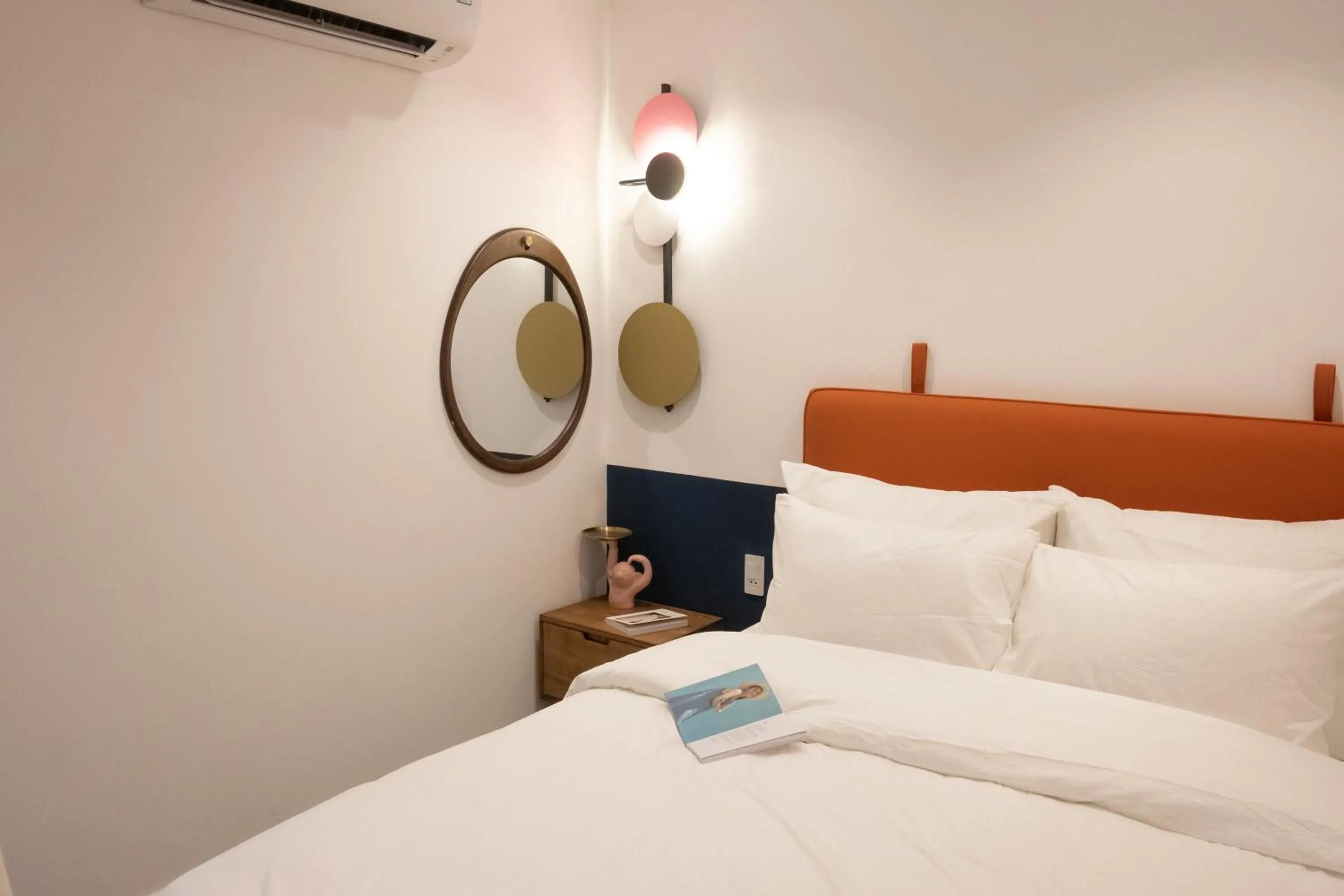 Bed in Quang Vinh Apartment and Hotel Hoi An