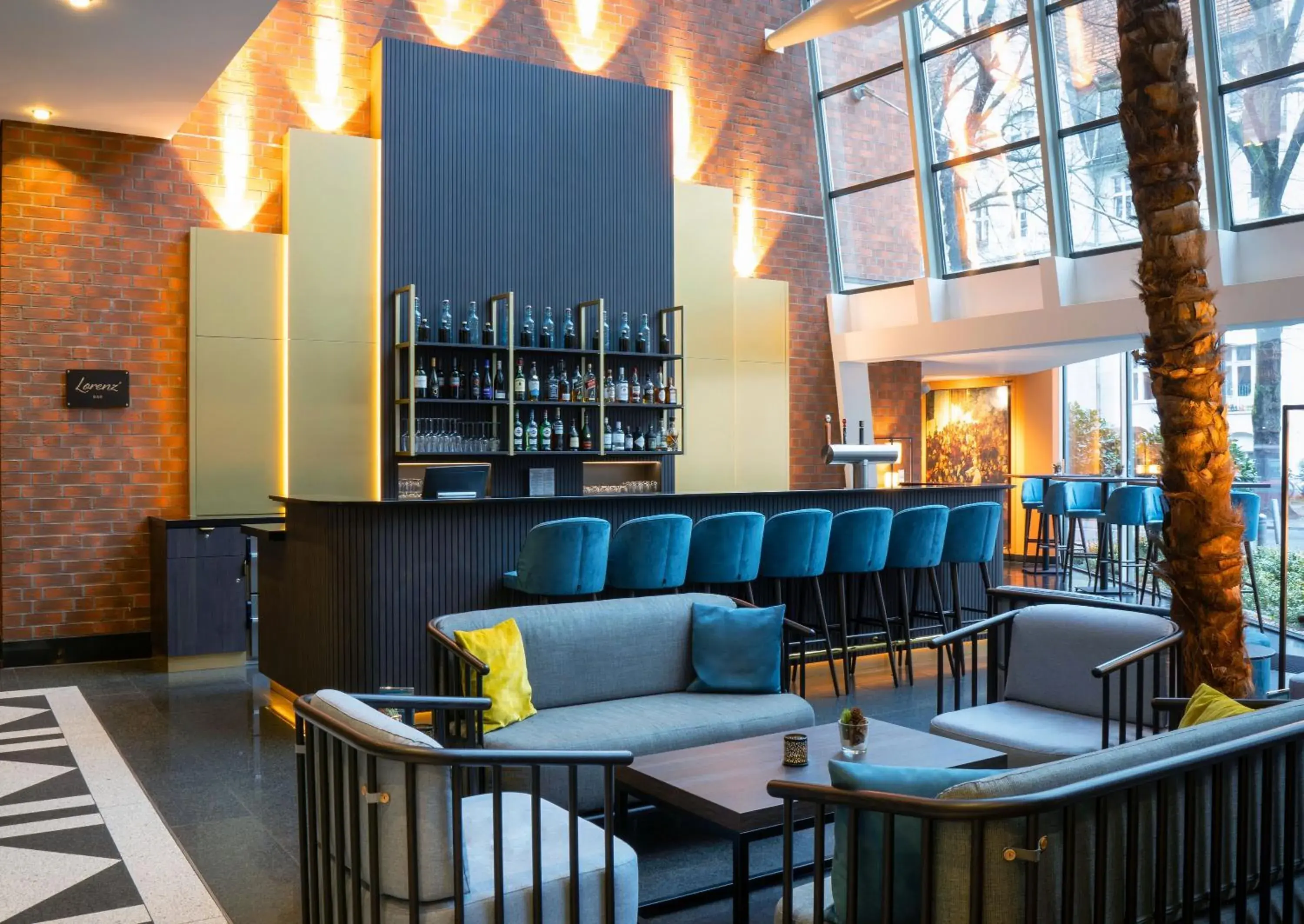 Lounge or bar in Living Hotel Weißensee Lounge or bar in Living Hotel Weißensee