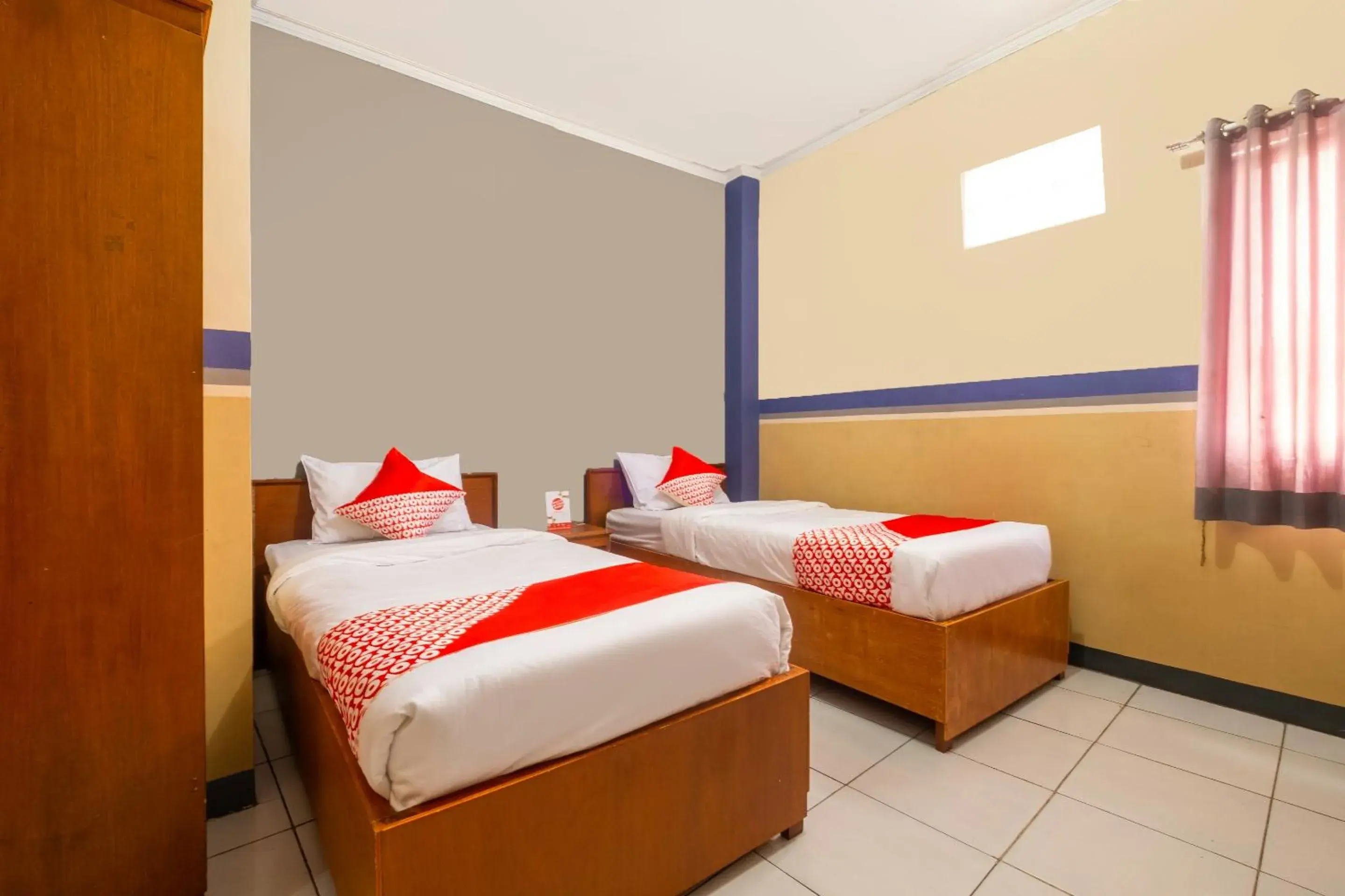 Bedroom, Bed in Hotel O Riau Near Gedung Sate Formerly Patradisa Bedroom, Bed in Hotel O Riau Near Gedung Sate Formerly Patradisa