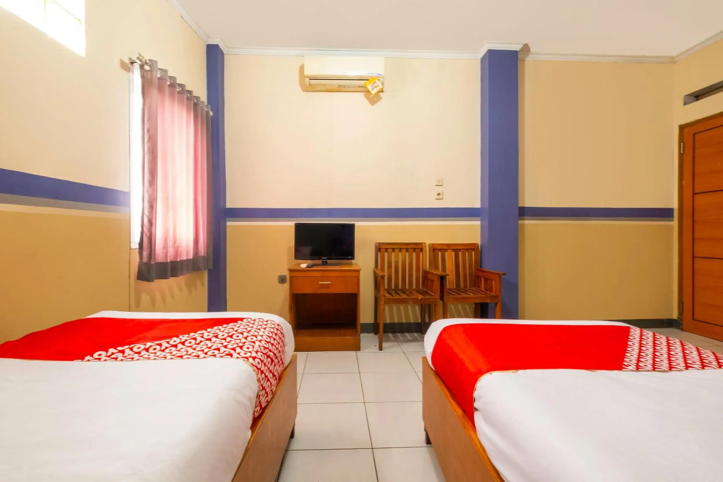 Bedroom, Bed in Hotel O Riau Near Gedung Sate Formerly Patradisa Bedroom, Bed in Hotel O Riau Near Gedung Sate Formerly Patradisa