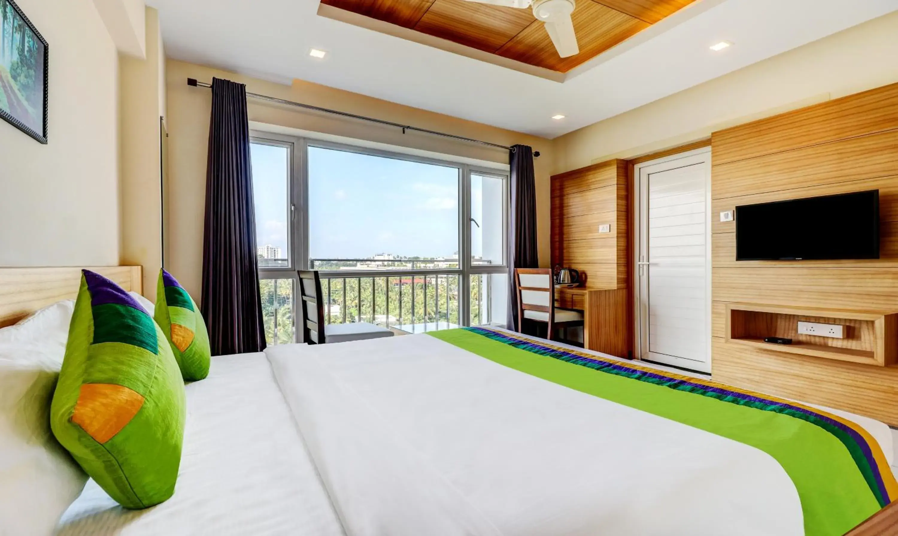 Bedroom, Bed in Treebo Park - 500m from Medical College Bedroom, Bed in Treebo Park - 500m from Medical College