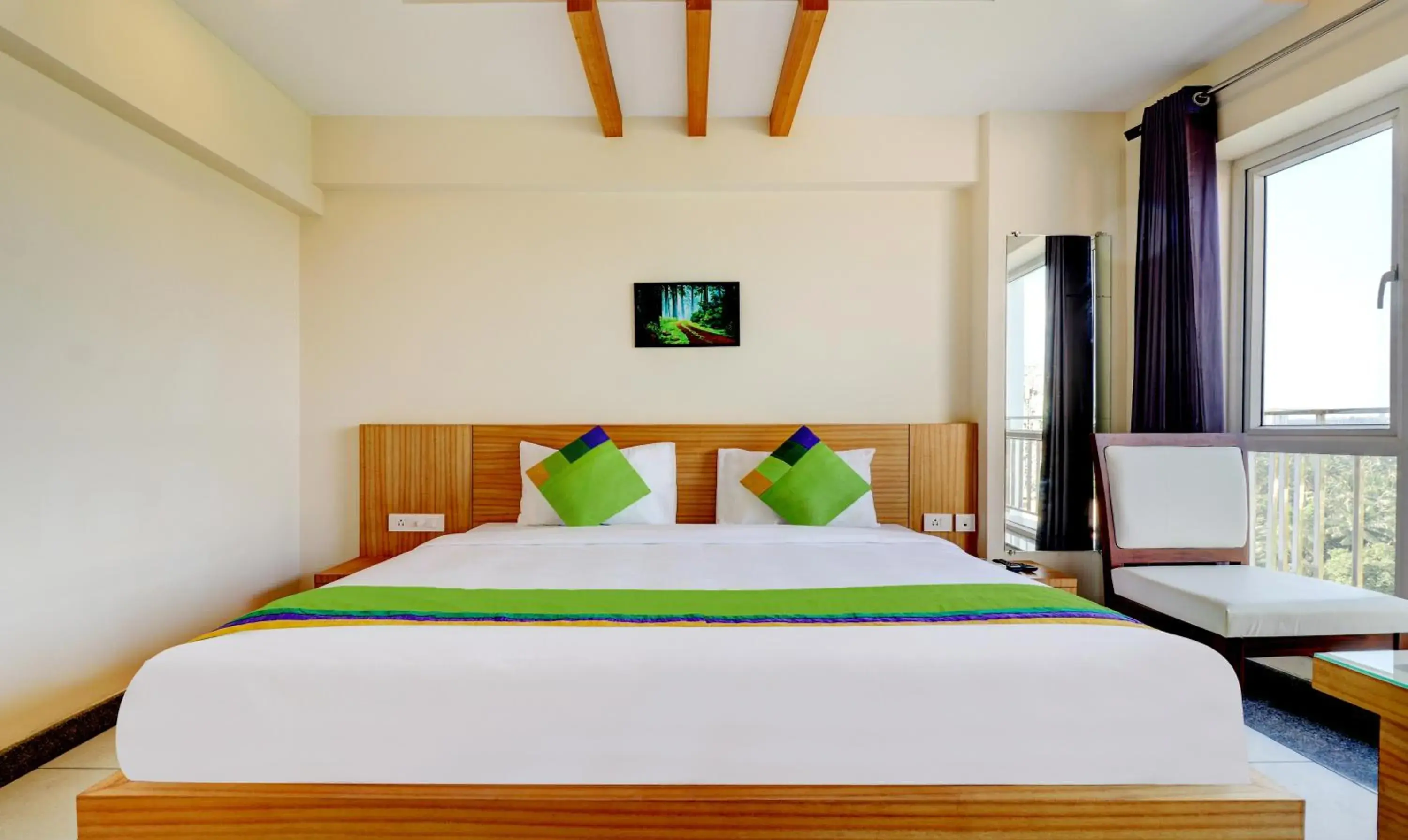 Bedroom, Bed in Treebo Park - 500m from Medical College Bedroom, Bed in Treebo Park - 500m from Medical College