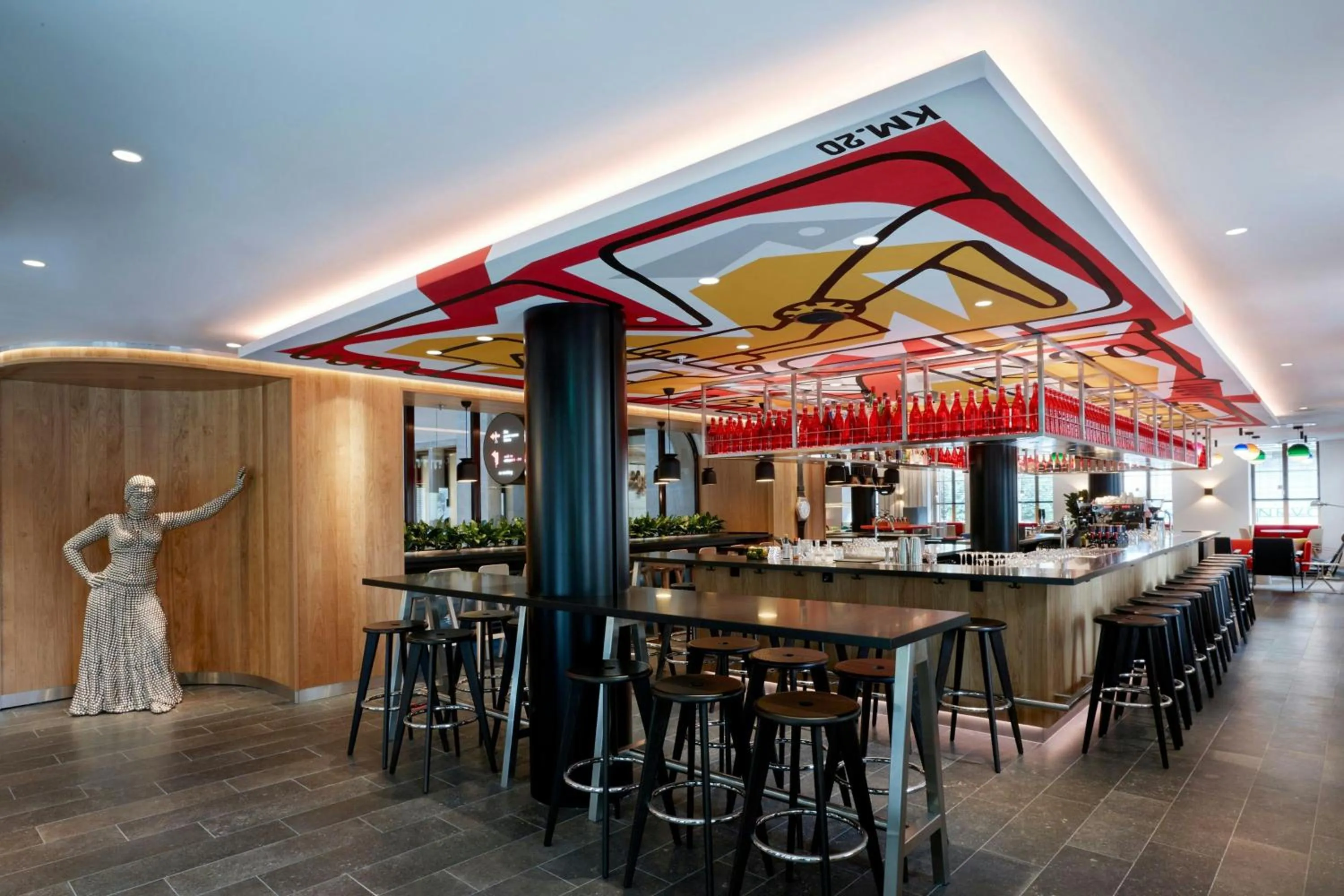 Restaurant/places to eat in citizenM Geneva