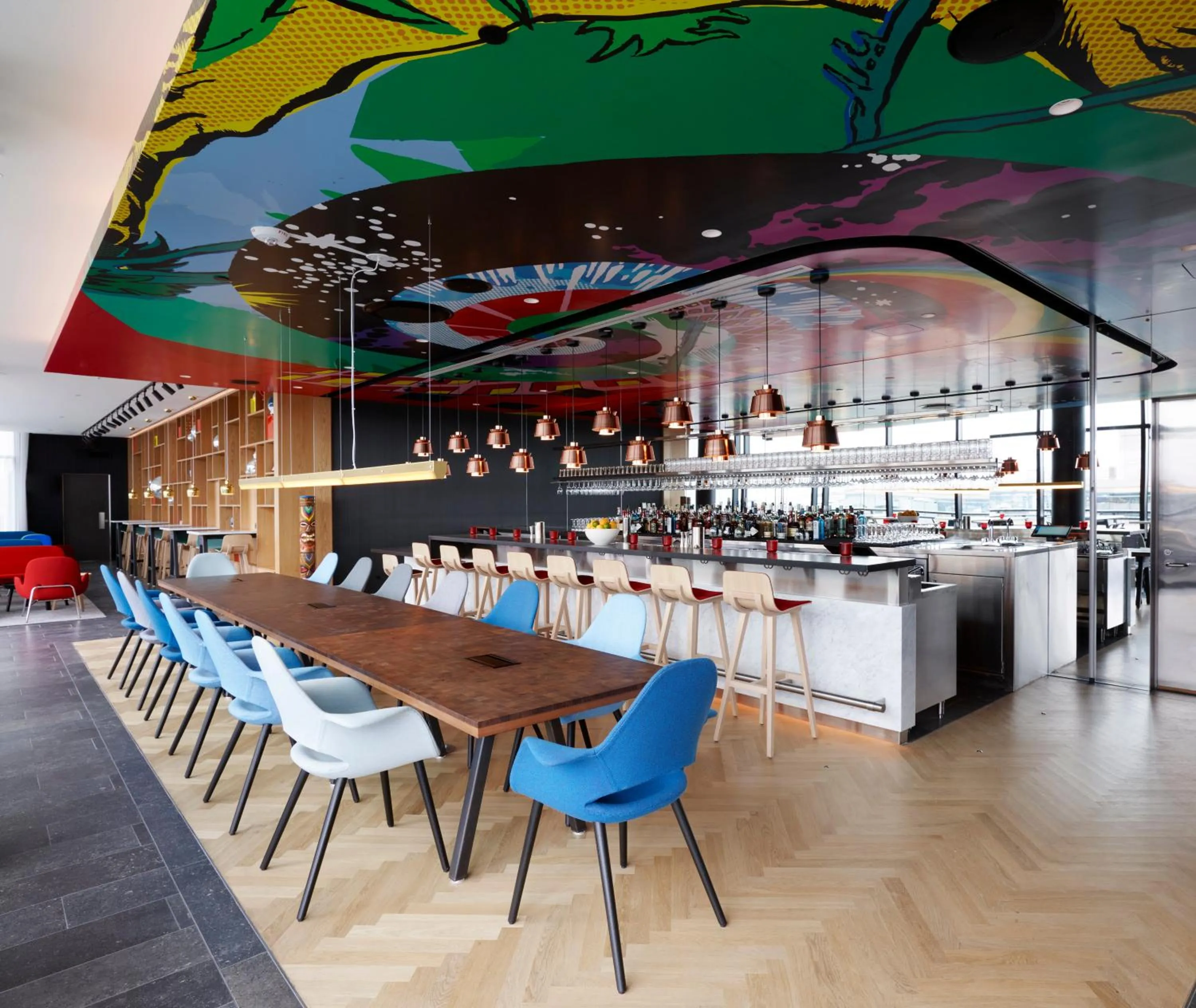 Restaurant/places to eat in citizenM Washington Capital