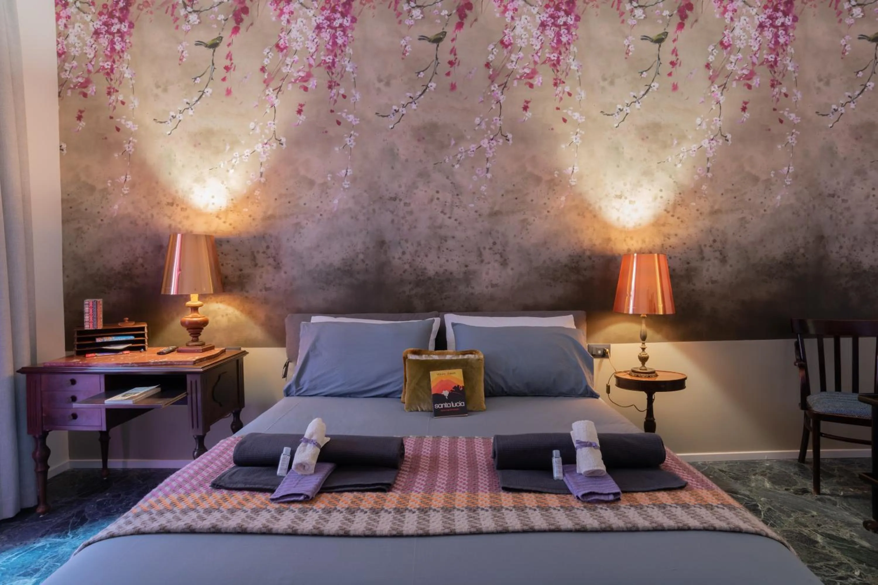 Photo of the whole room, Bed in B&B Lex Room Santa Lucia