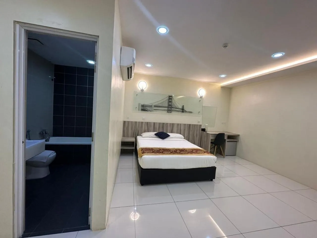 Bed in Avatel Bukit Mertajam